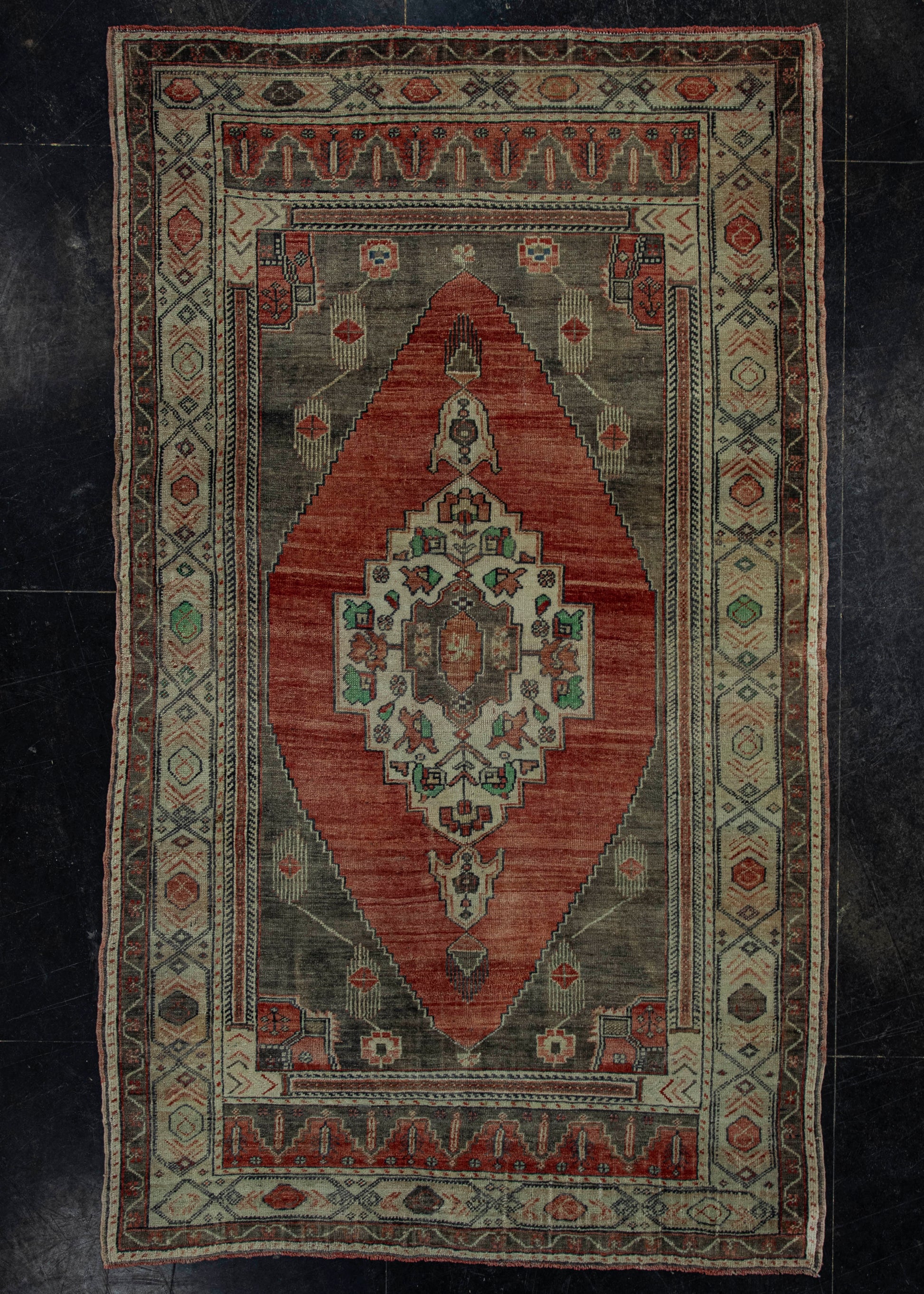 Turkish Vintage Rug 4'10" x 8'3" #20836