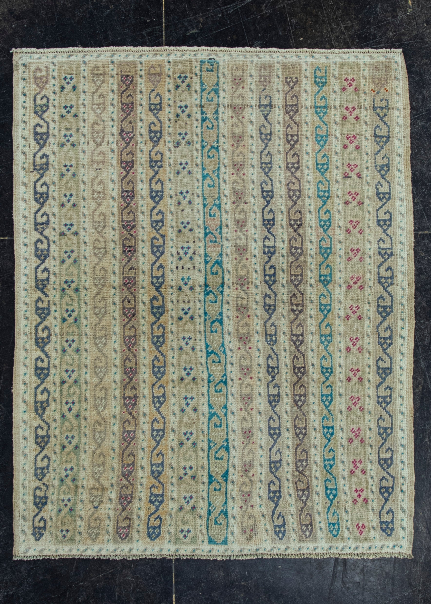 Turkish Vintage Rug 3'2" x 4' #20795