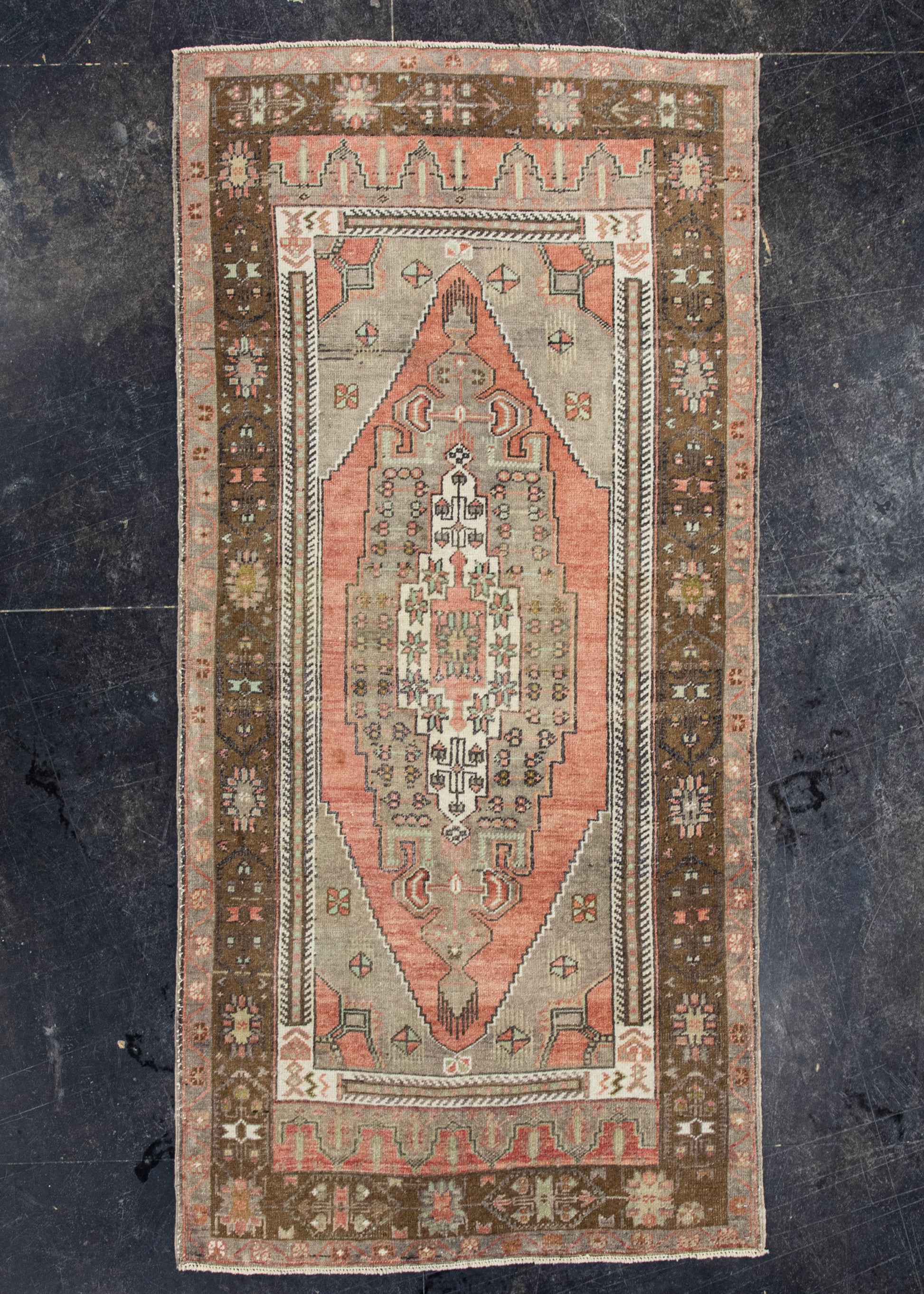 Turkish Vintage Rug 3'2" x 6'8" #20691