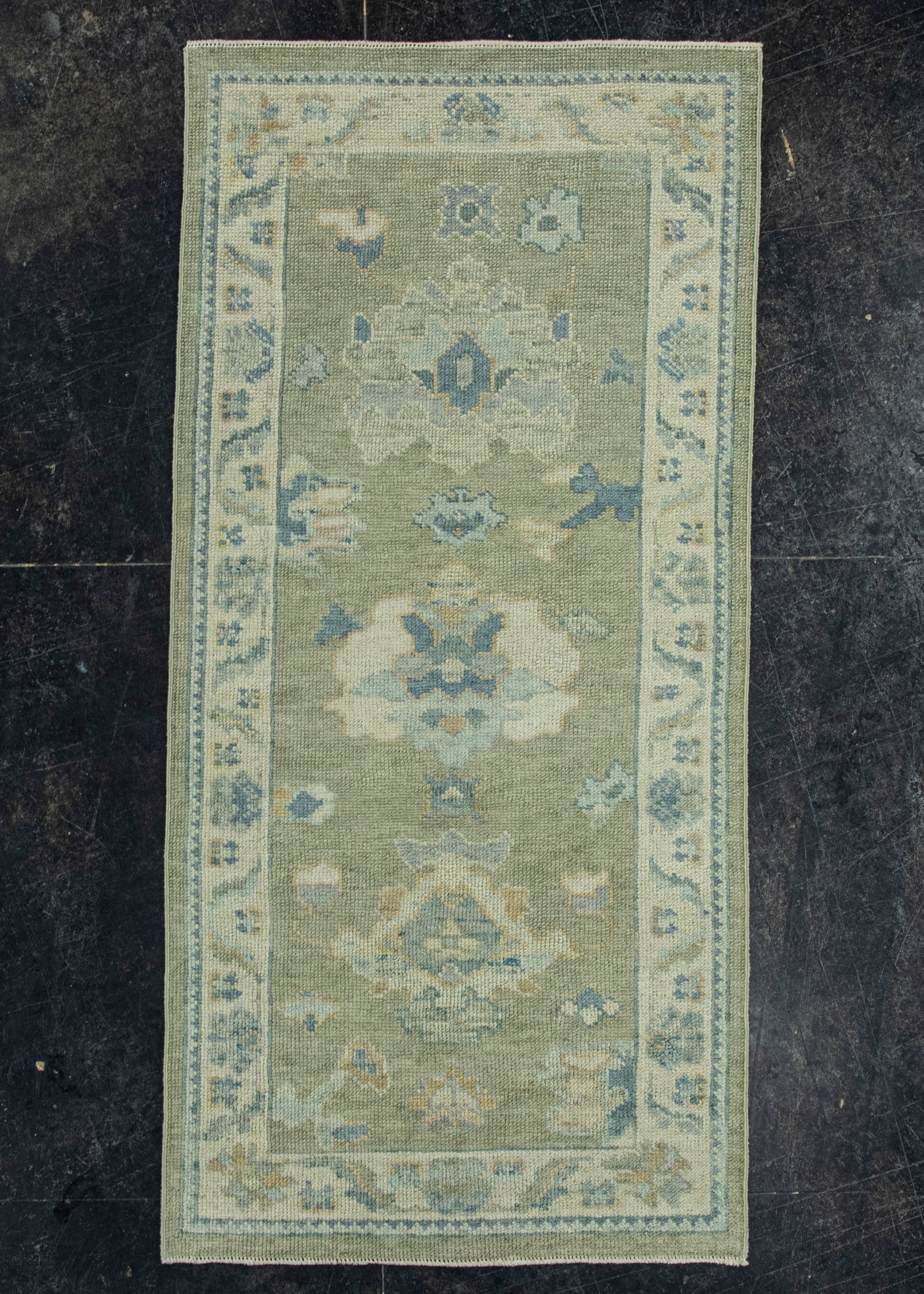 Turkish Oushak Rug  2'8" x 5'9" #19040