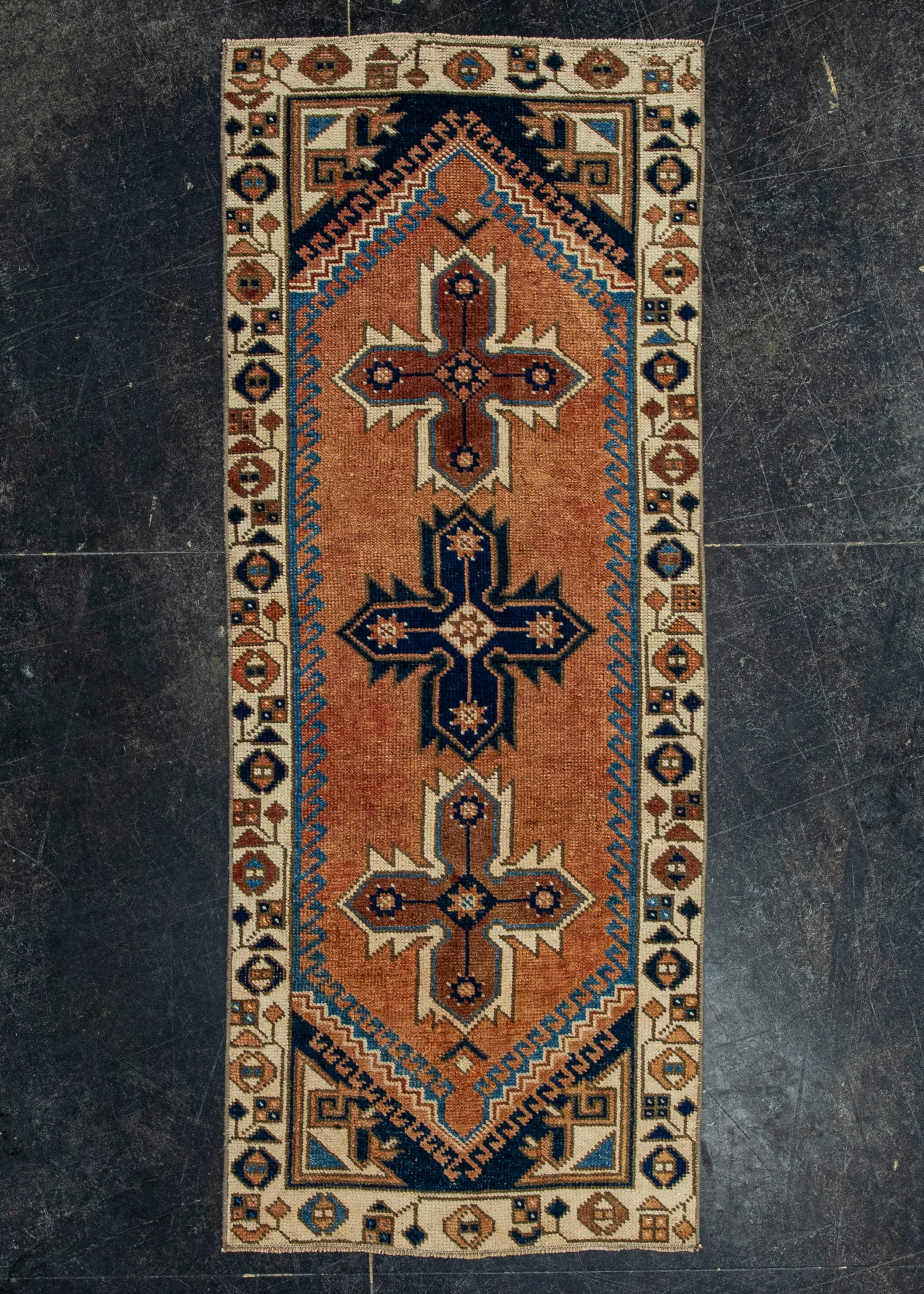 Turkish Vintage Rug  2' x 5'1" #20712