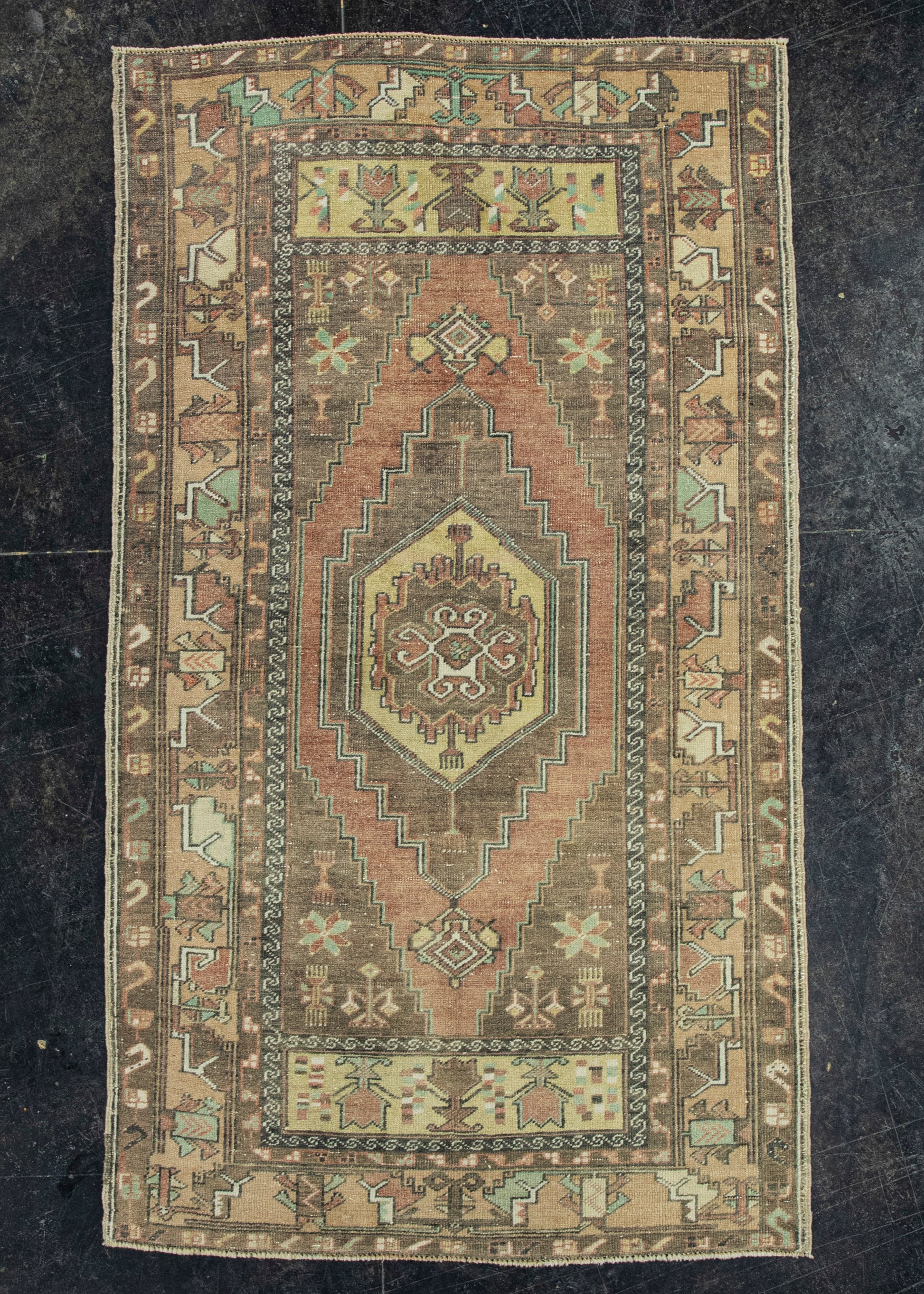 Turkish Vintage Rug  3'5" x 5'11" #20683