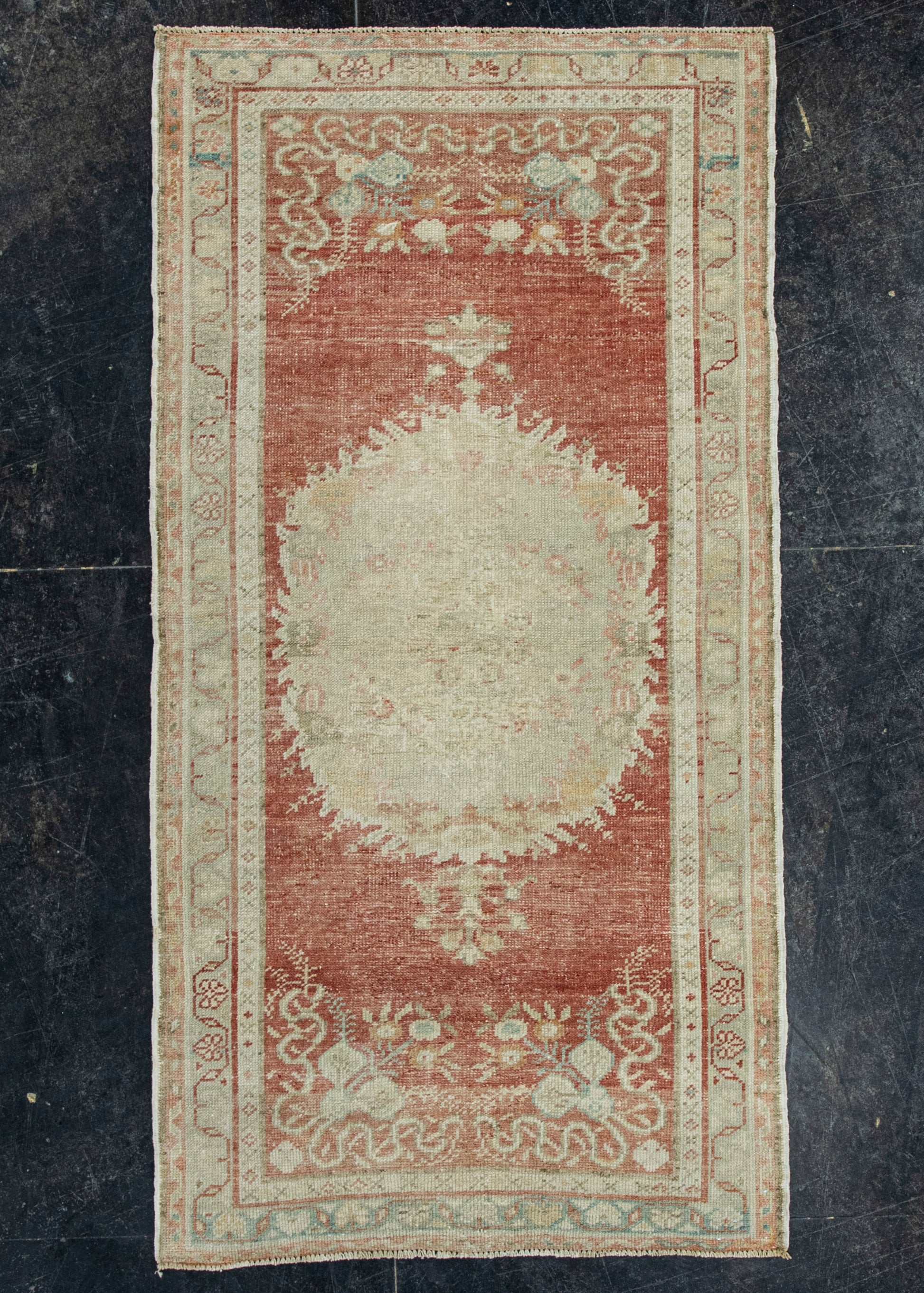 Turkish Vintage Rug  2'10" x 5'6" #20550
