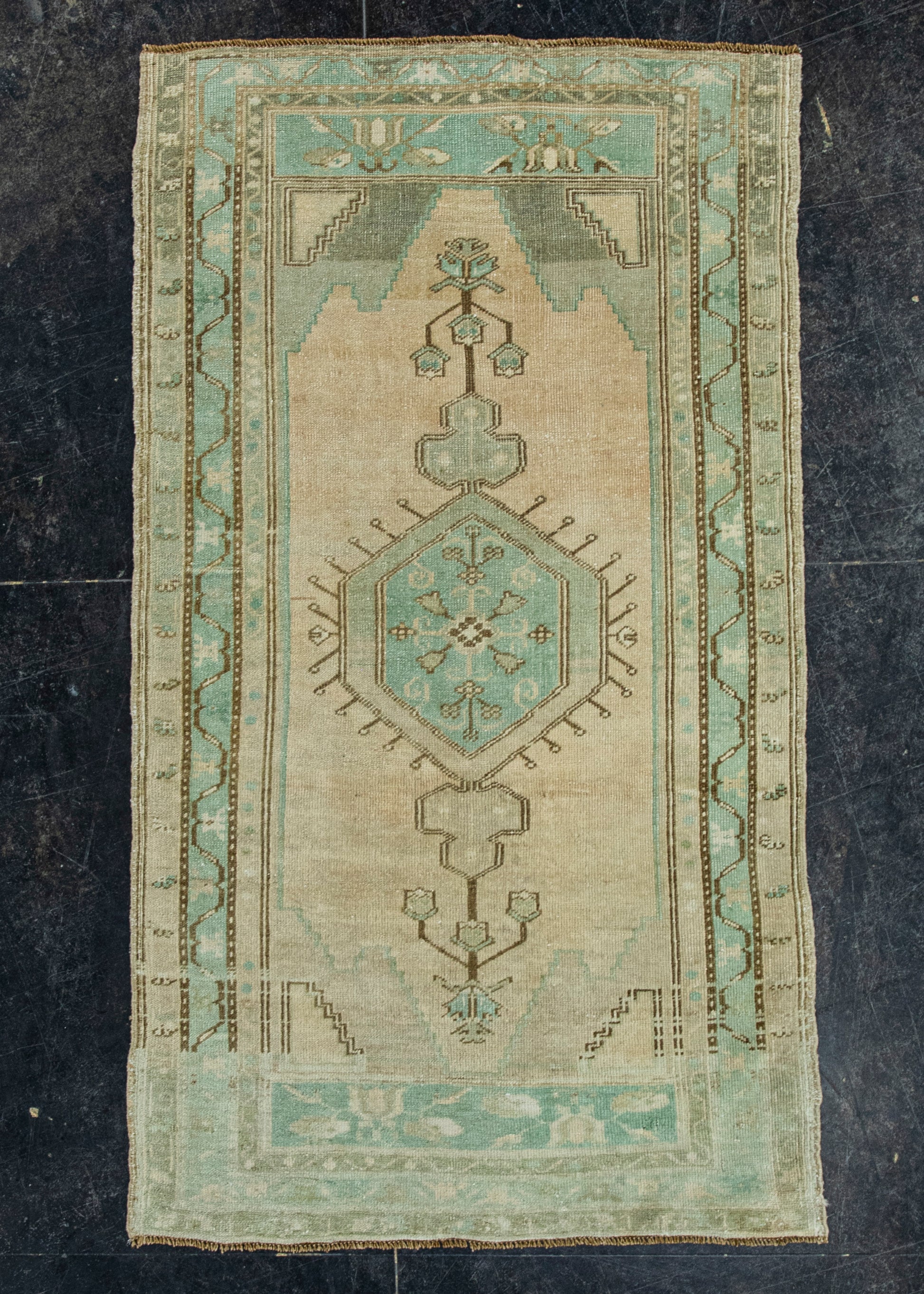 Turkish Vintage Rug  2'11" x 5'4" #20821