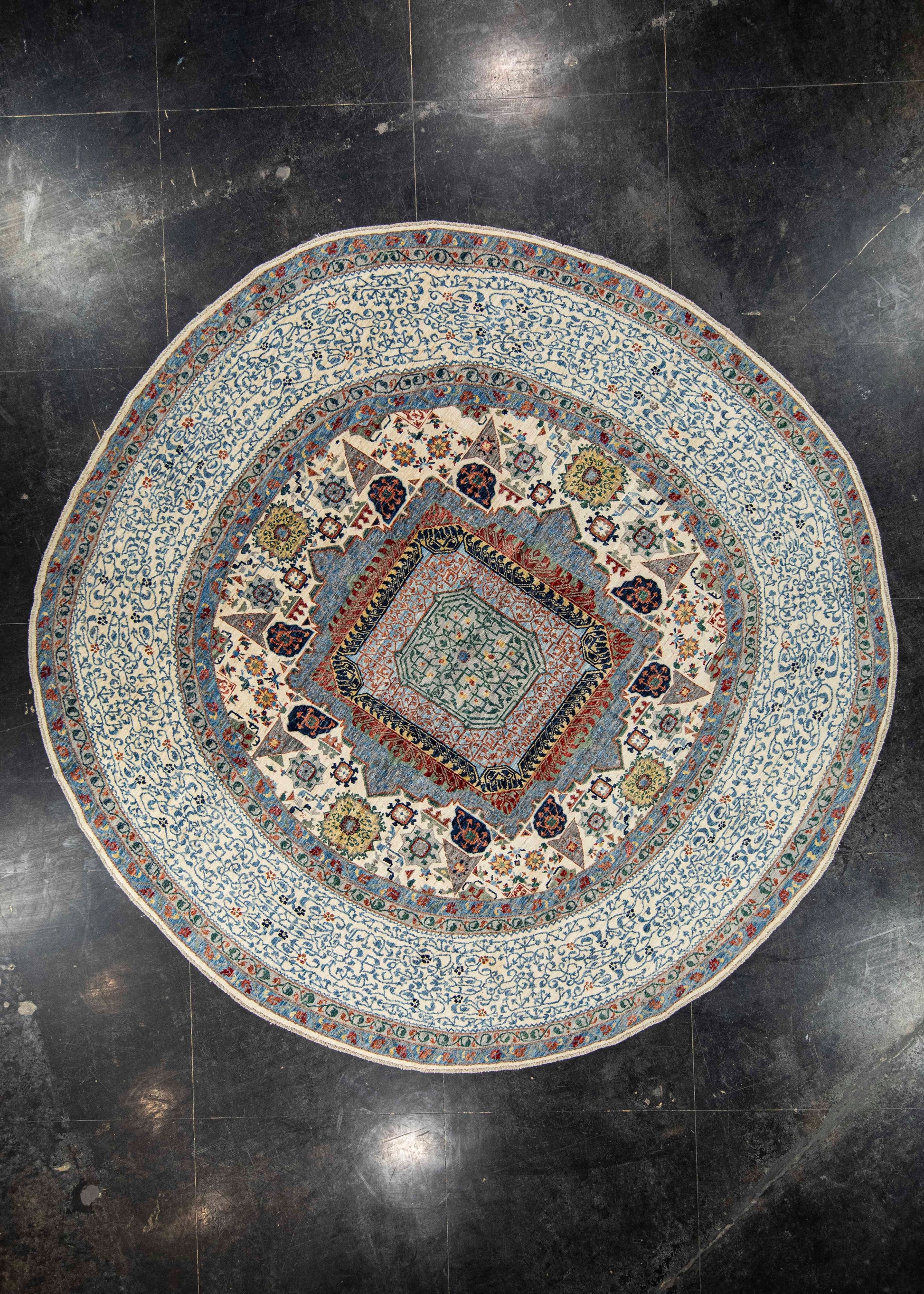 Oriental Hand Knotted Round Rug 10' x 10' #21388