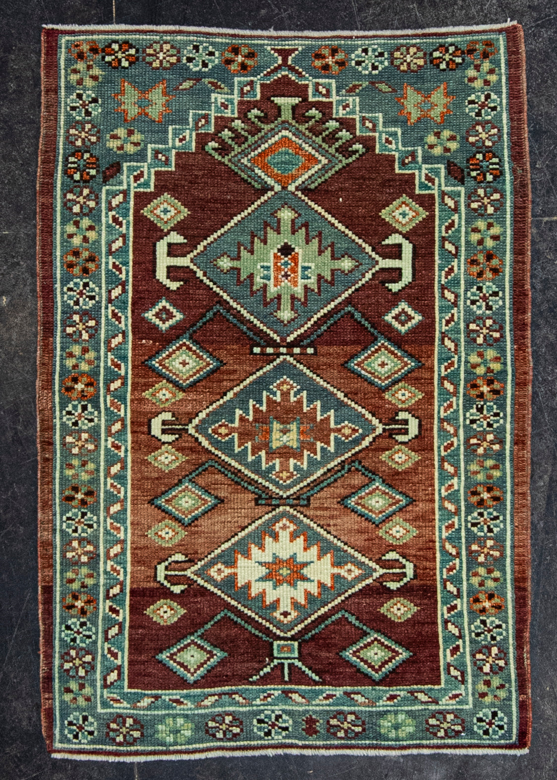 Turkish Vintage Rug  2'5" x 3'5" #21401