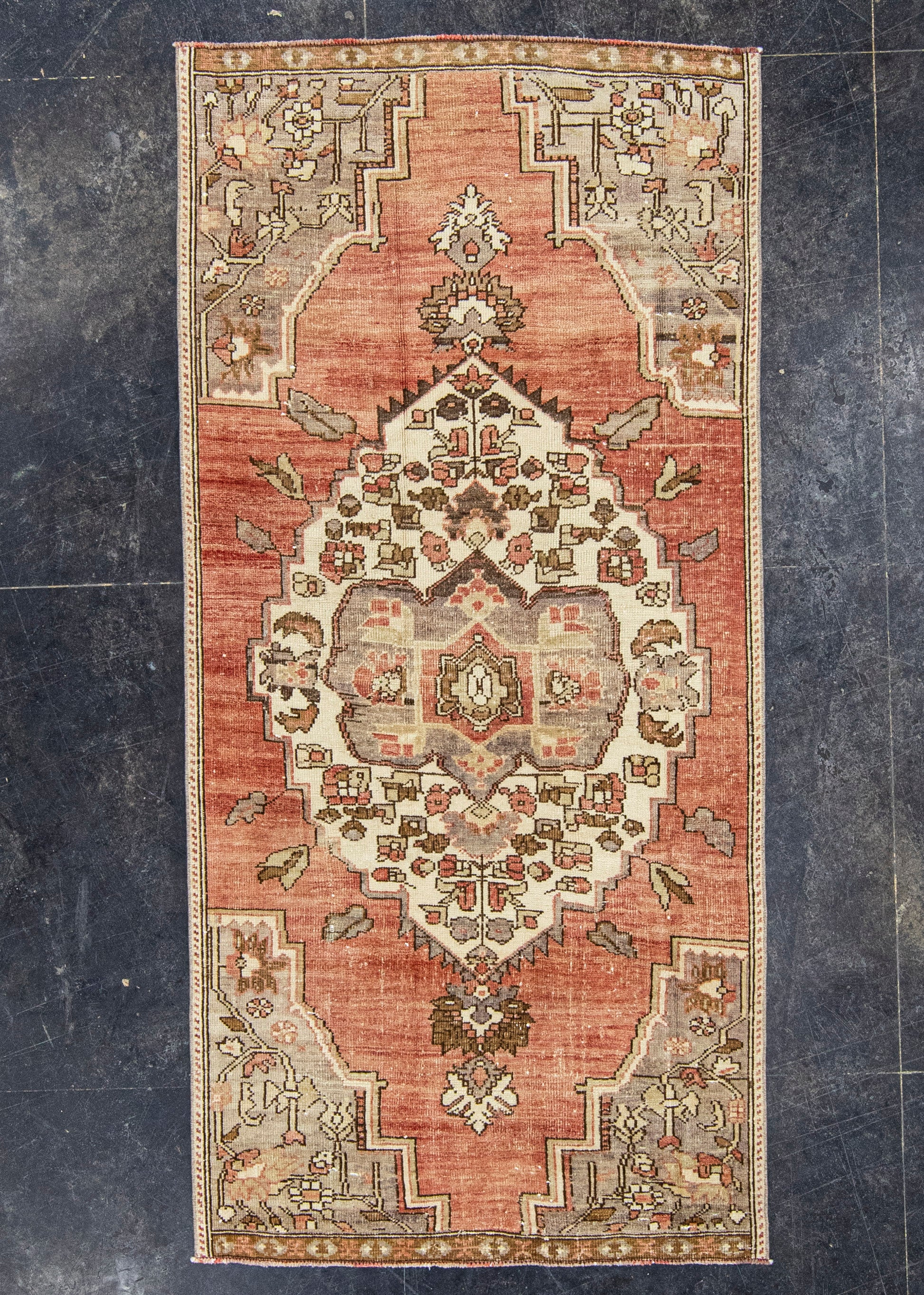 Turkish Vintage Rug  3'5" x 7'3" #21319