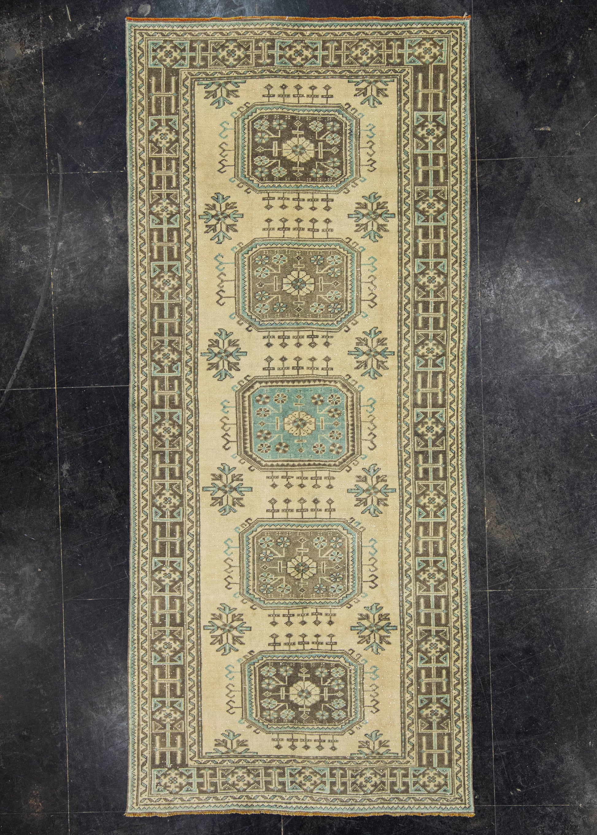Turkish Vintage Rug  4'9" x 11' #21398