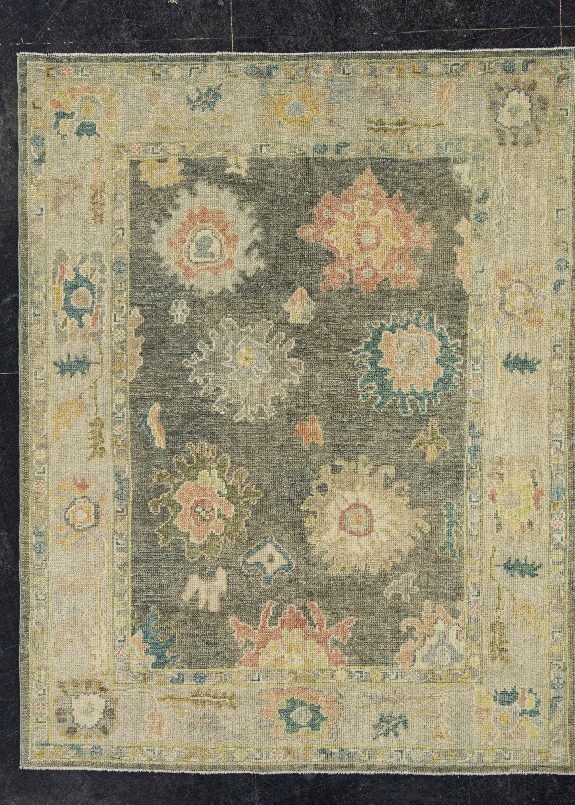 Turkish Oushak Rug  5'2" x 6'7" #20371