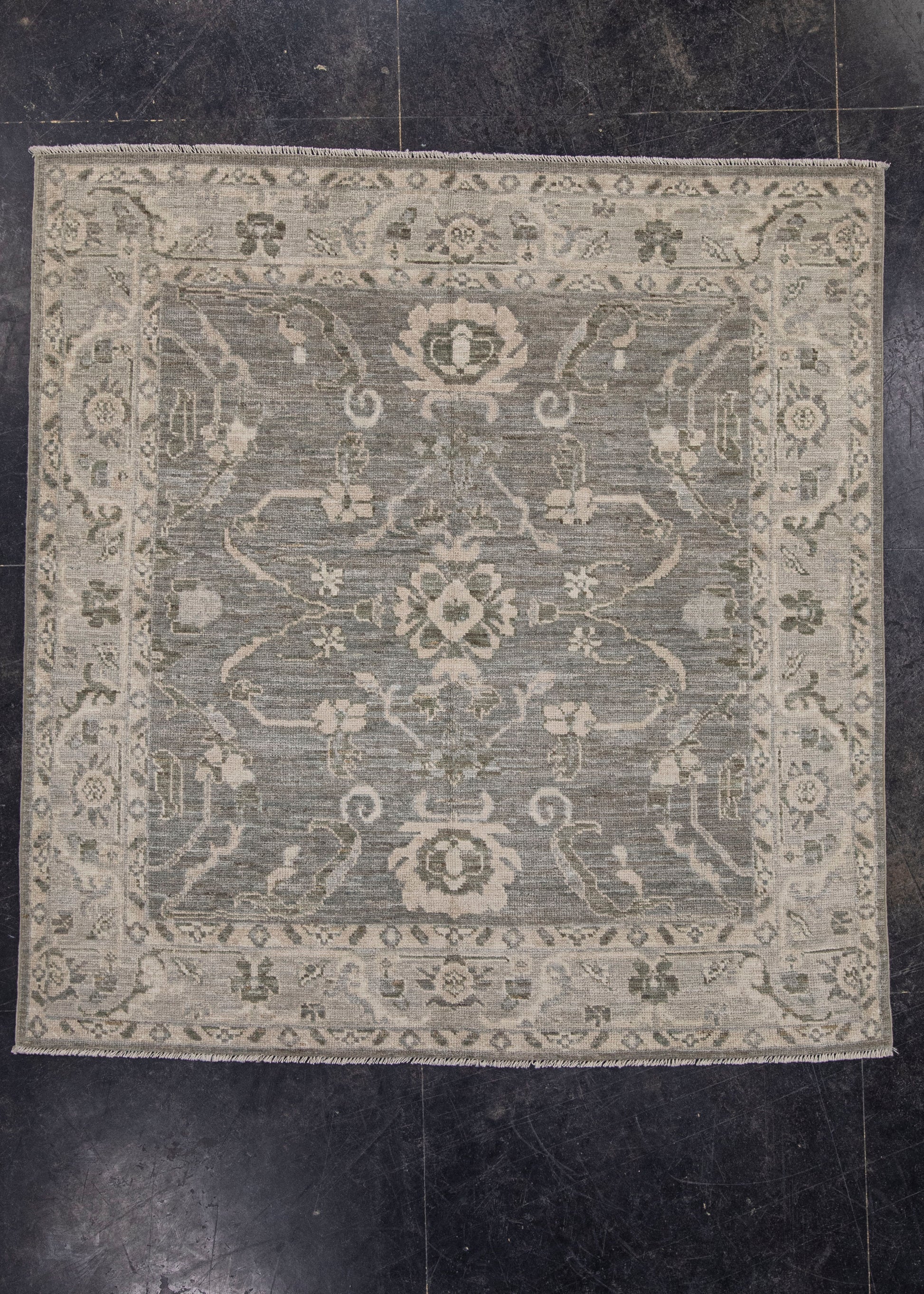 Oushak Rug 5'10" x 6'2" #23544