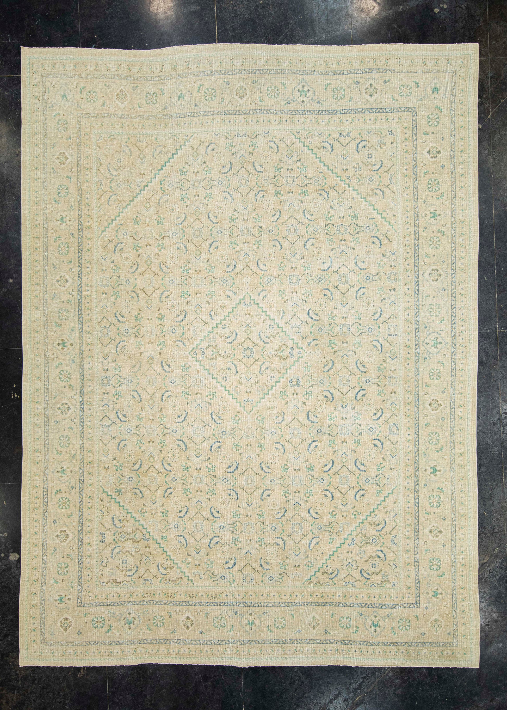 Vintage Rug  10'1" x 13'8" #22755