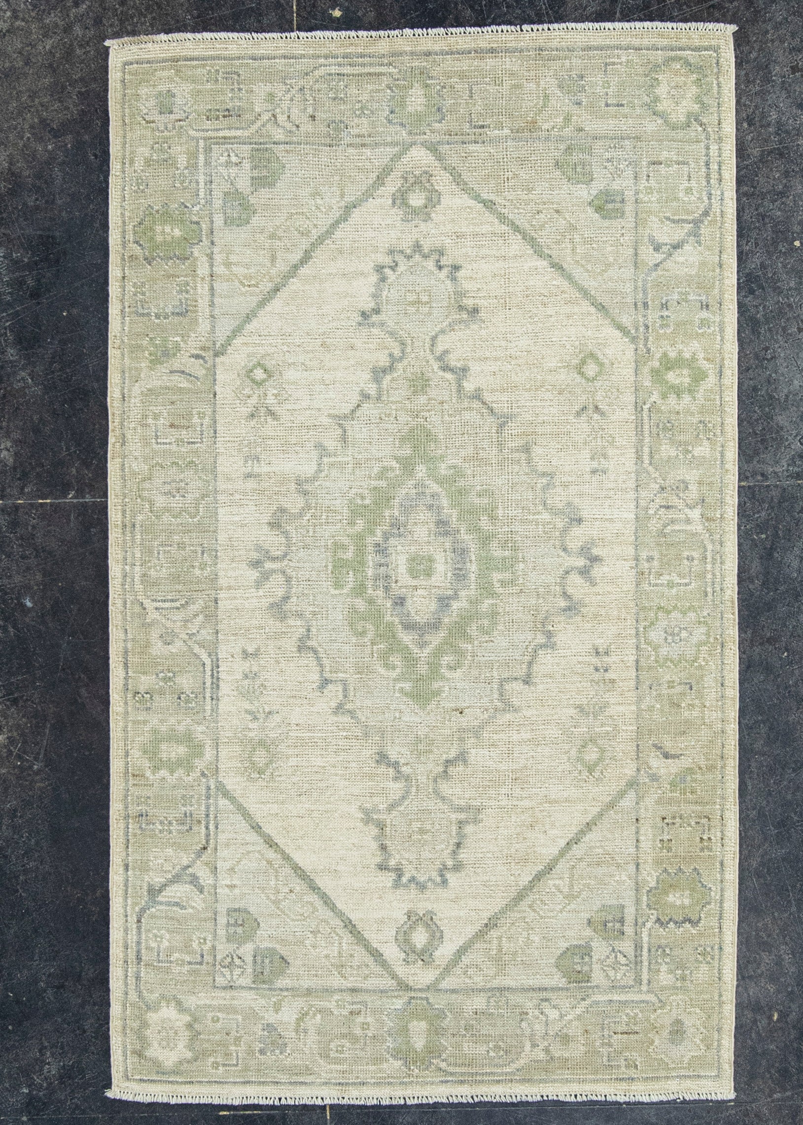 Oushak Rug 3'1" x 5'3" #22835