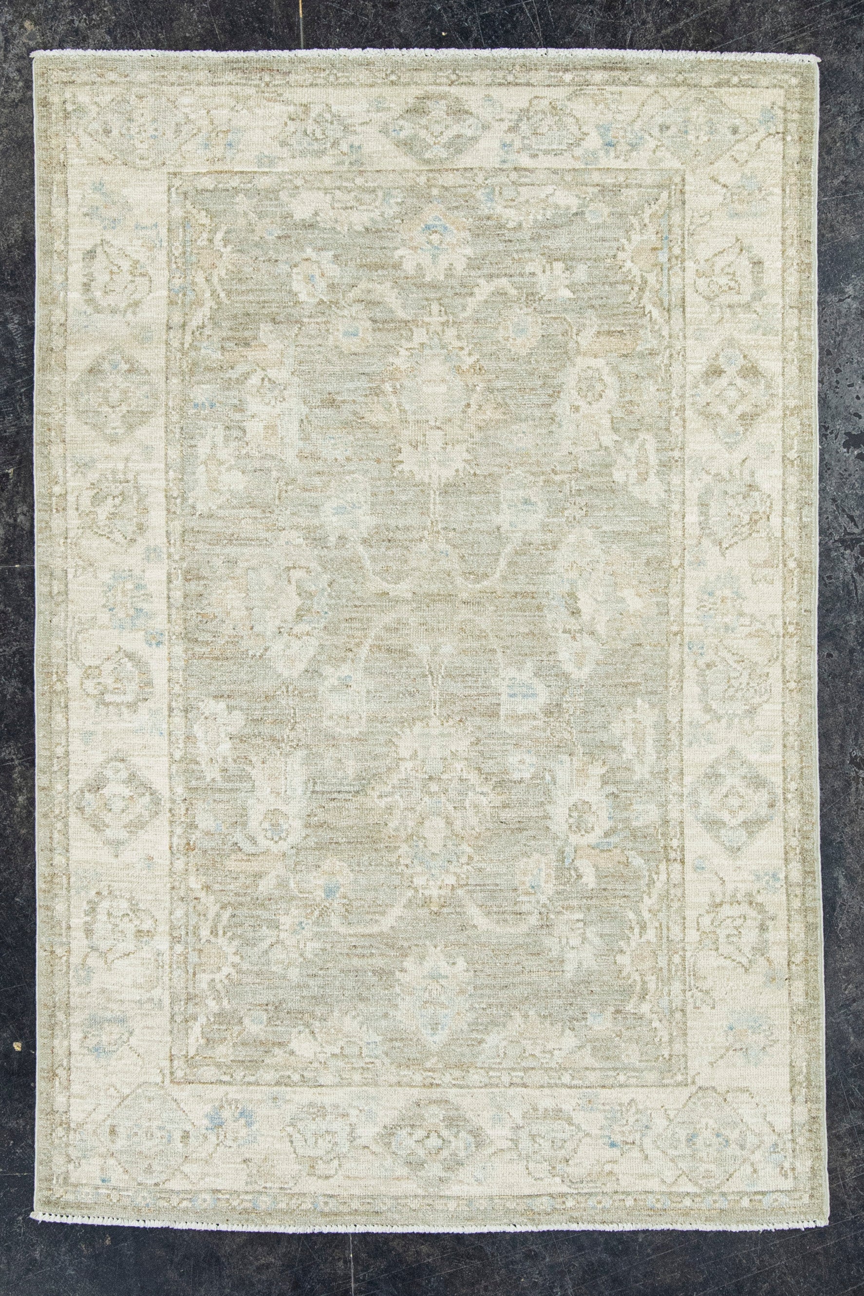 Oushak Rug 3'11" x 5'10" #22712