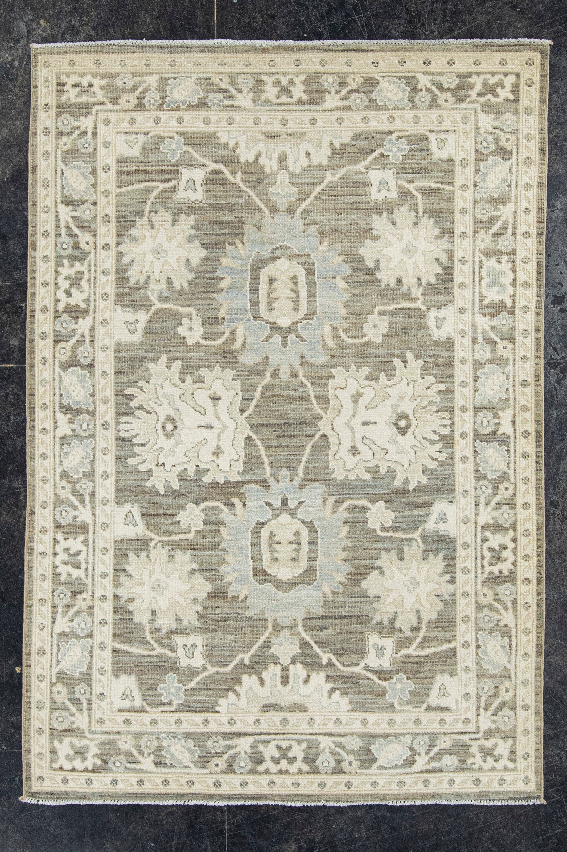 Oushak Rug 4'0" x 5'11" #22725