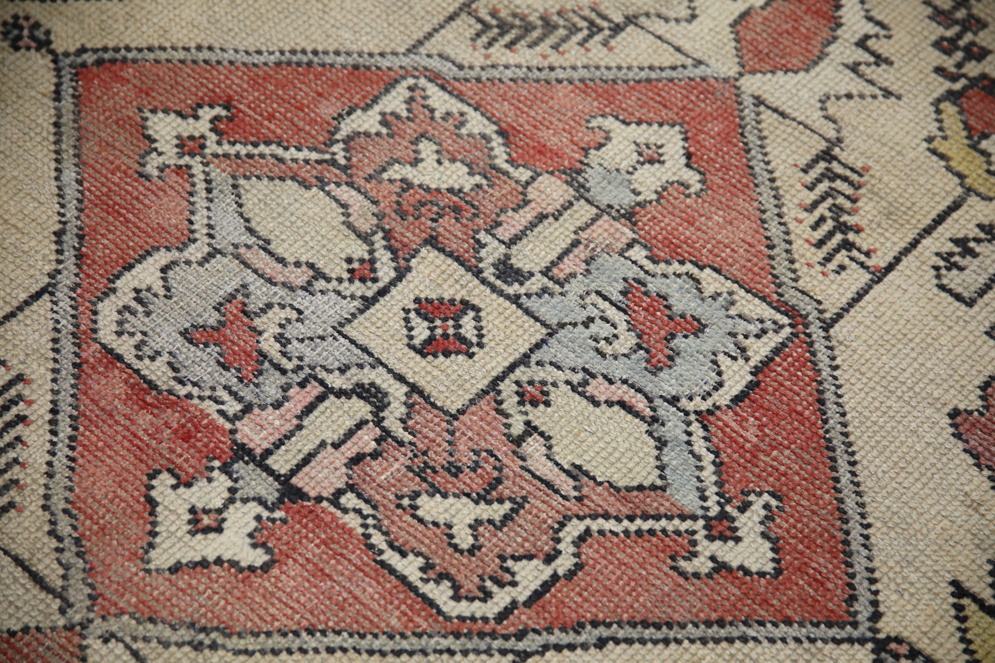 Turkish Vintage Anatolian Rug  4' x 8' #441