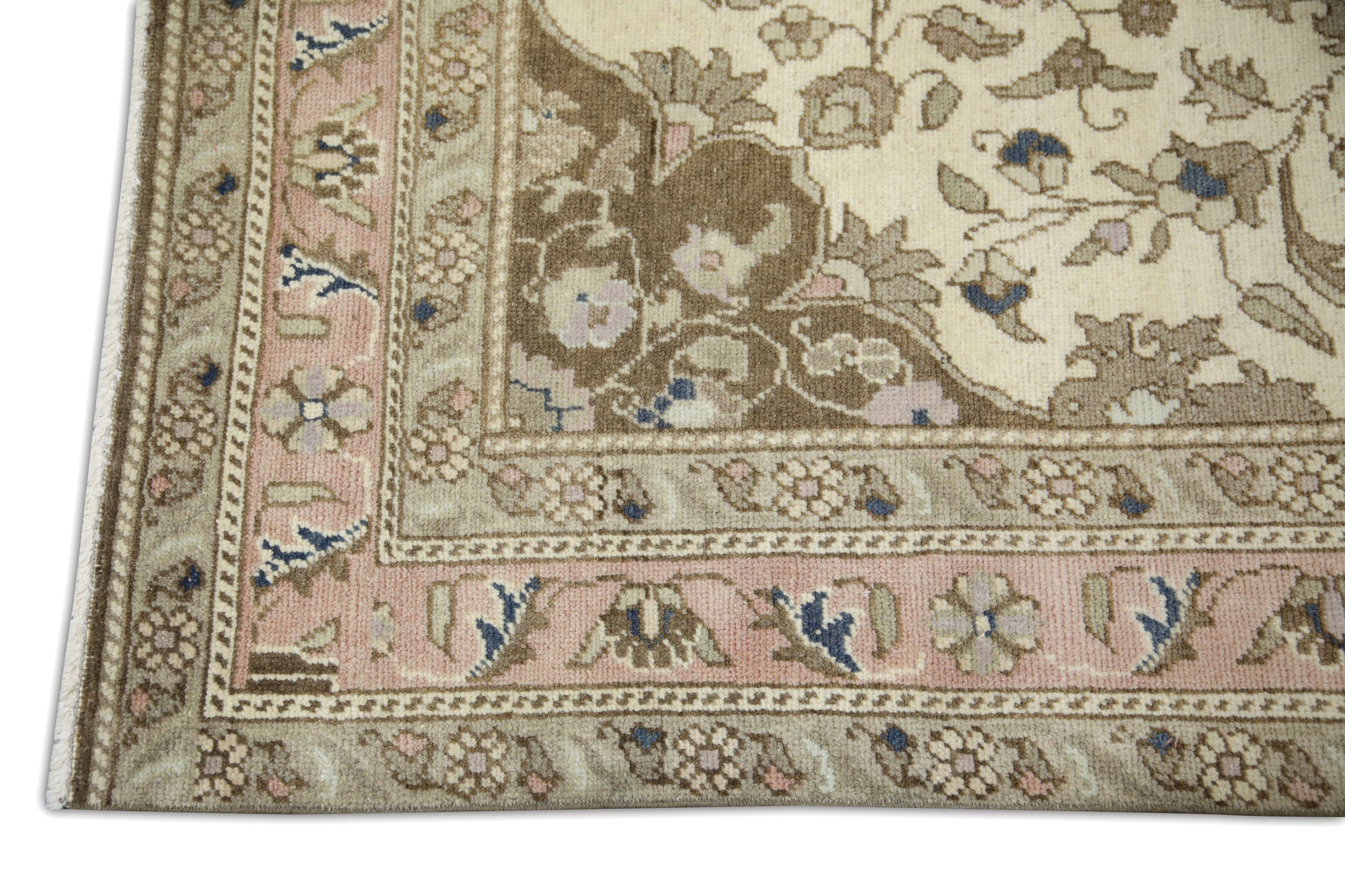 Turkish Vintage Anatolian Rug  4' x 6'9" #301