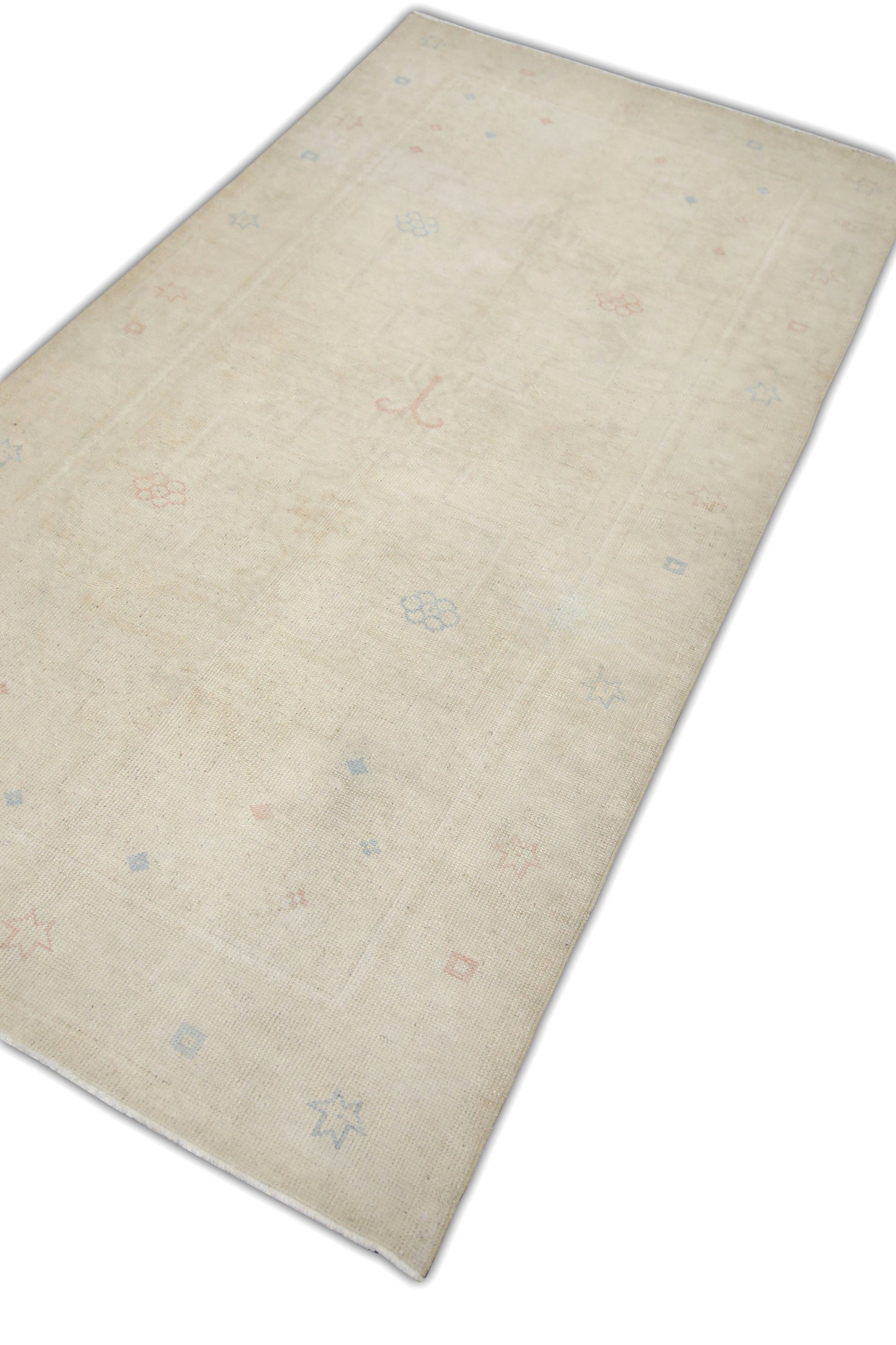 Turkish Vintage Anatolian Rug  3'9" x 7'4" #205
