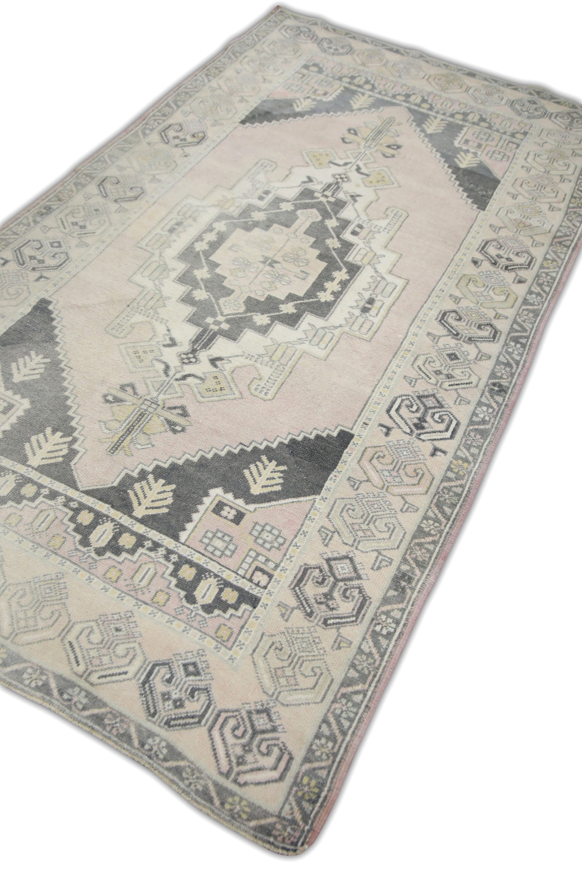 Turkish Vintage Anatolian Rug  4'6" x 8'4" #2129