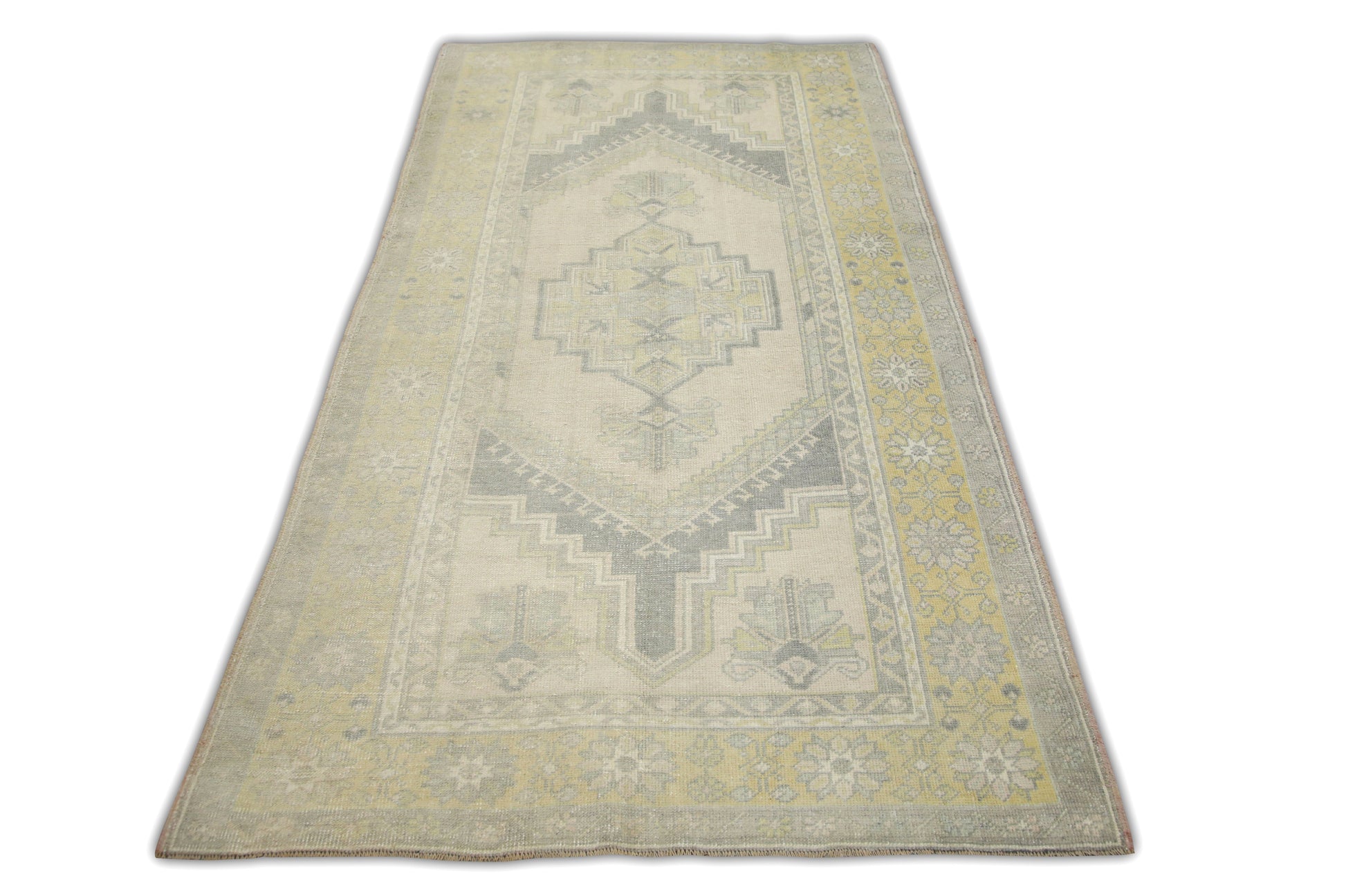 Turkish Vintage Anatolian Rug  4' x 7'3" #127