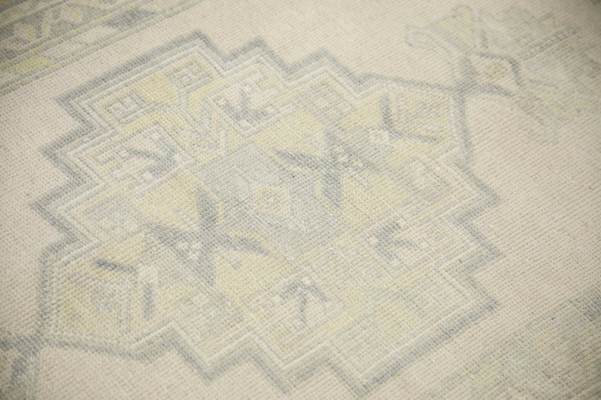 Turkish Vintage Anatolian Rug  4' x 7'3" #127