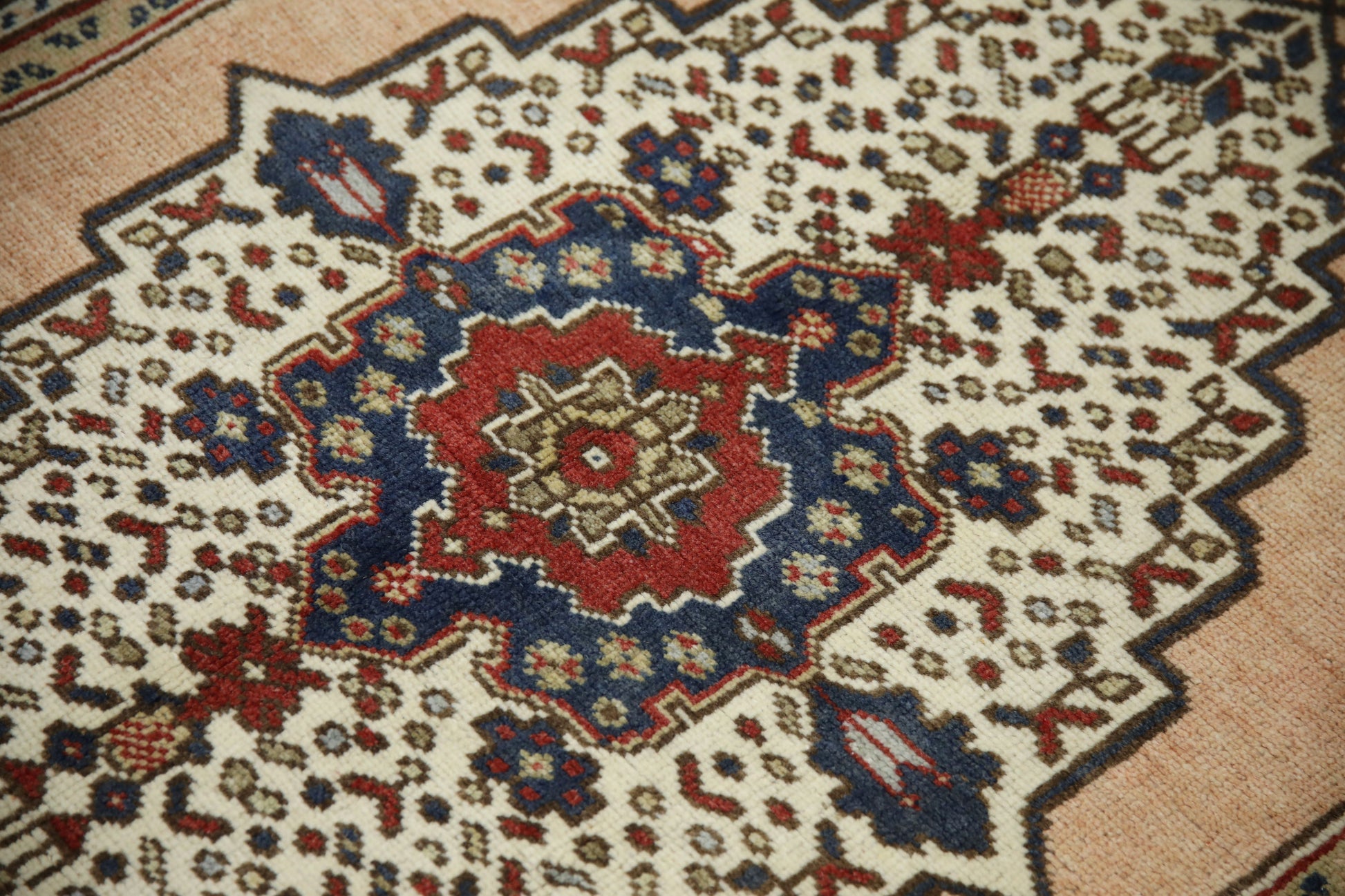 Turkish Vintage Anatolian Rug  4'2" x 7'1" #202