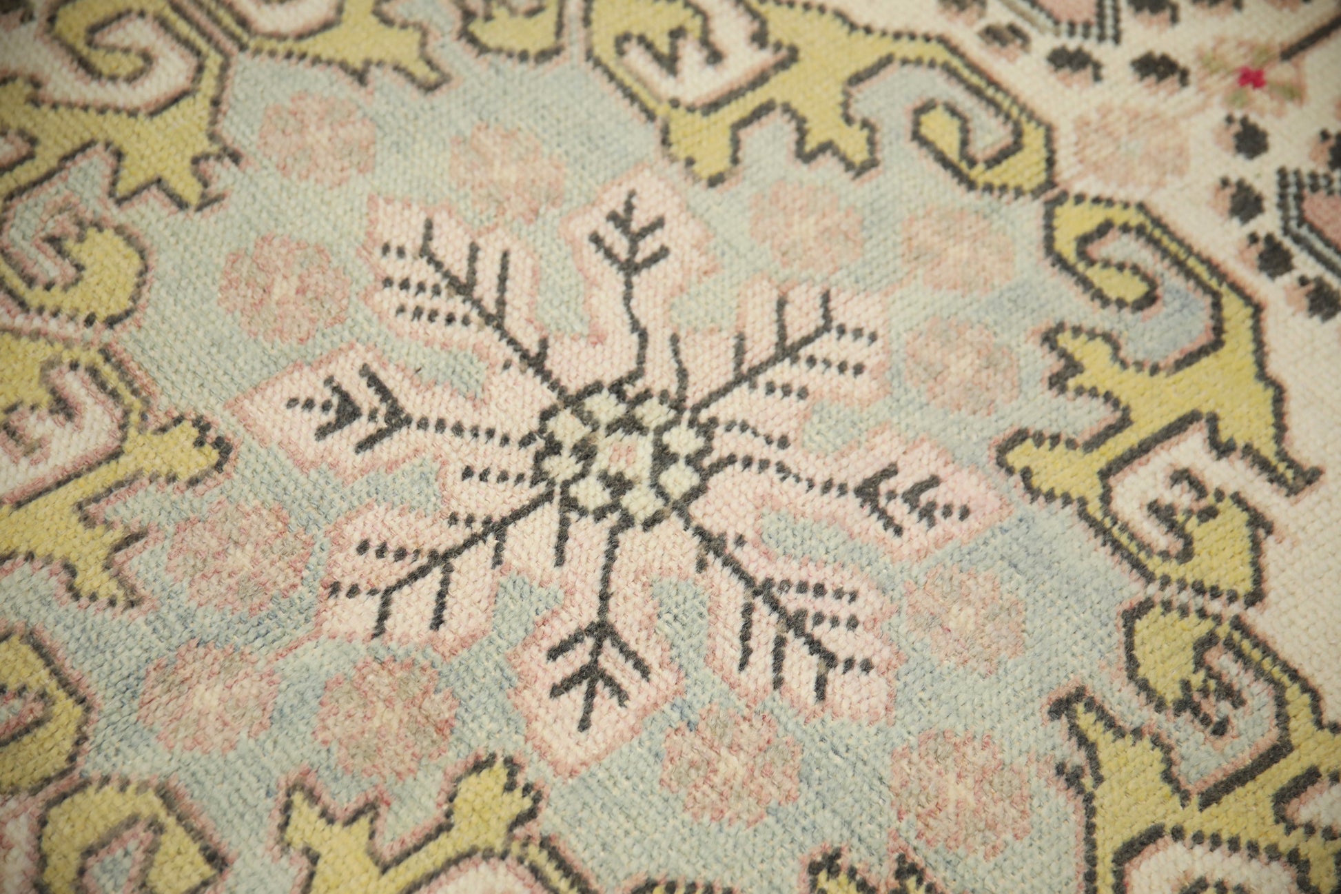 Turkish Vintage Anatolian Rug  4'6" x 6'9" #113