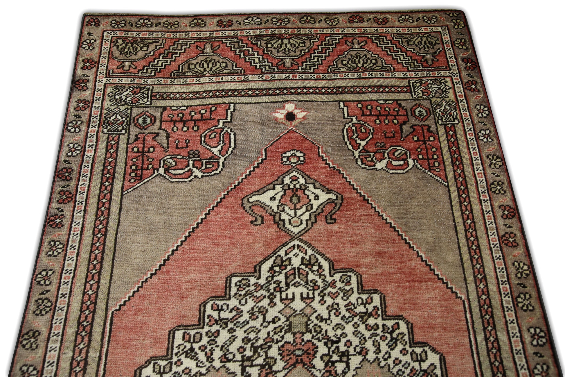 Turkish Vintage Anatolian Rug  3'9" x 7'11" #400