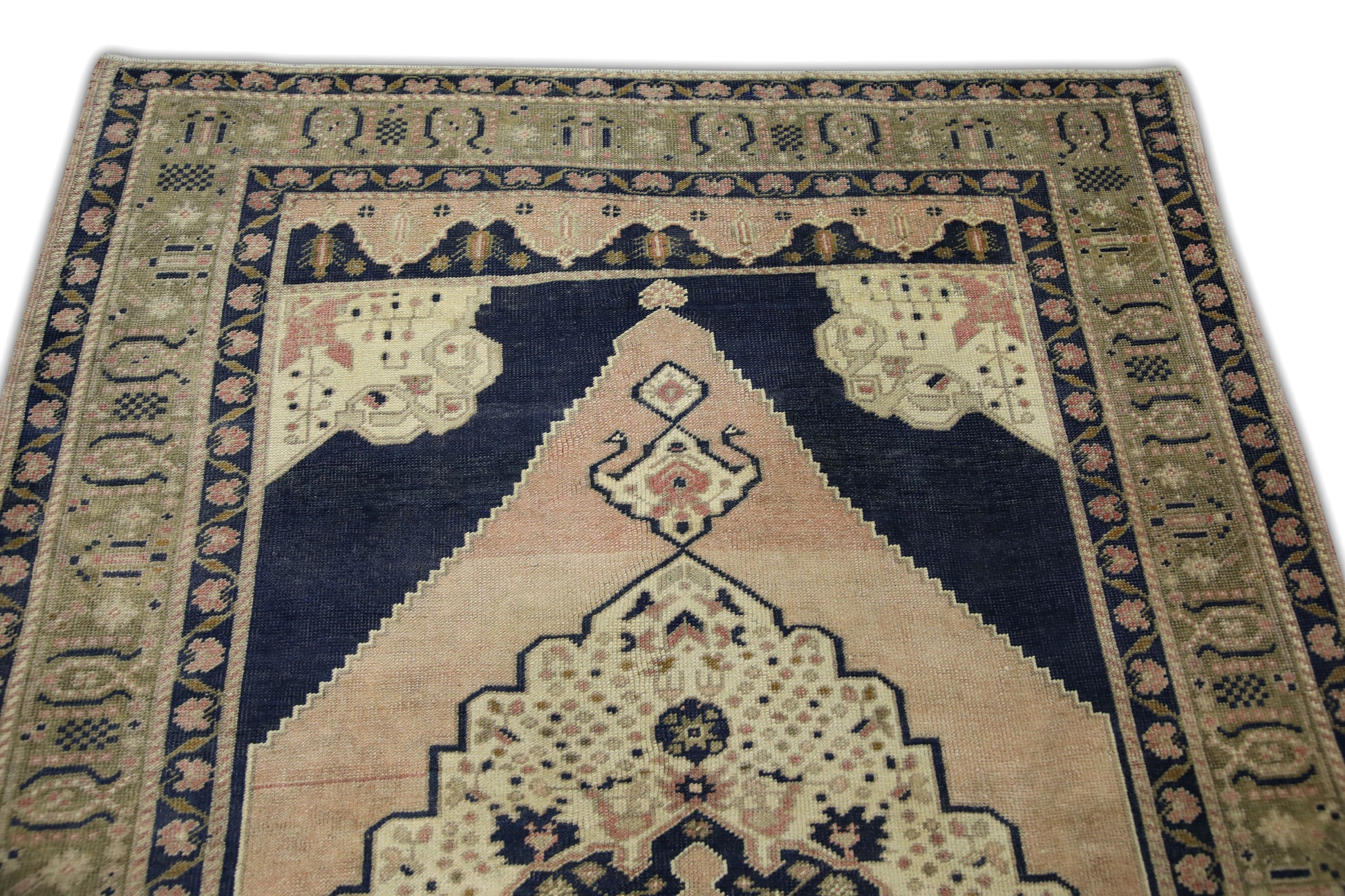 Turkish Vintage Anatolian Rug  4'8" x 7'3" #2131
