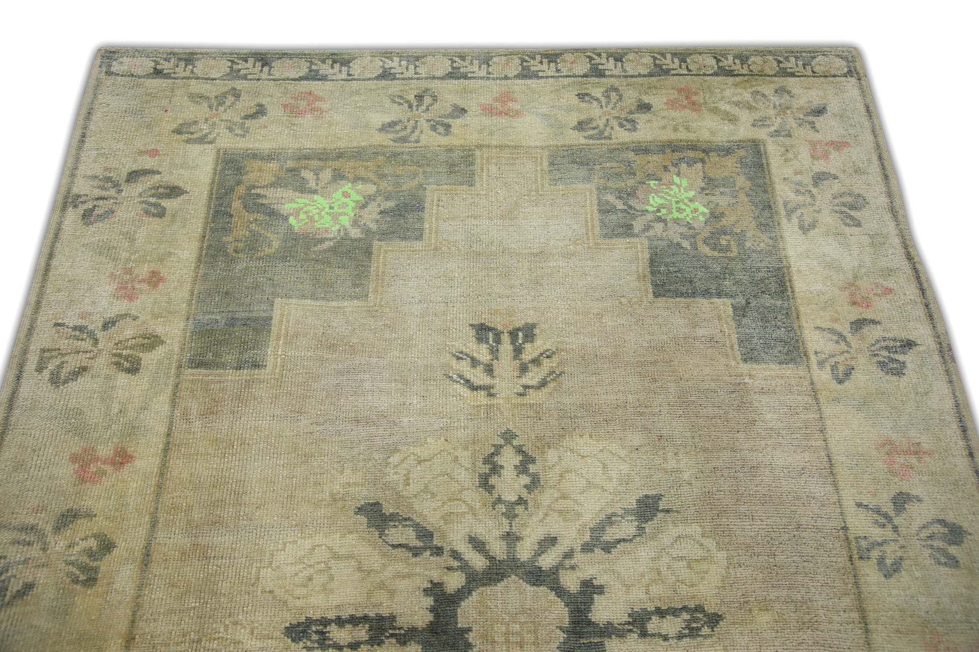 Turkish Vintage Anatolian Rug  4'10" x 6'11" #76
