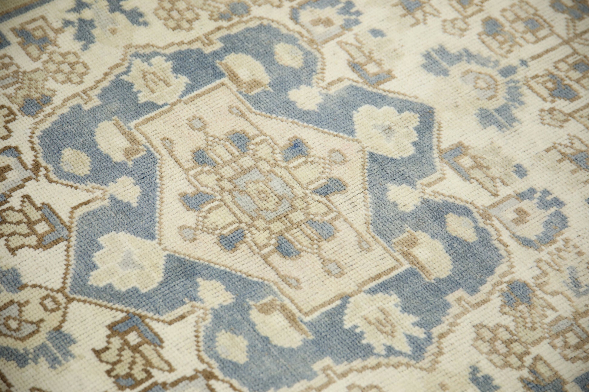 Turkish Vintage Anatolian Rug  4'8" x 7'9" #03