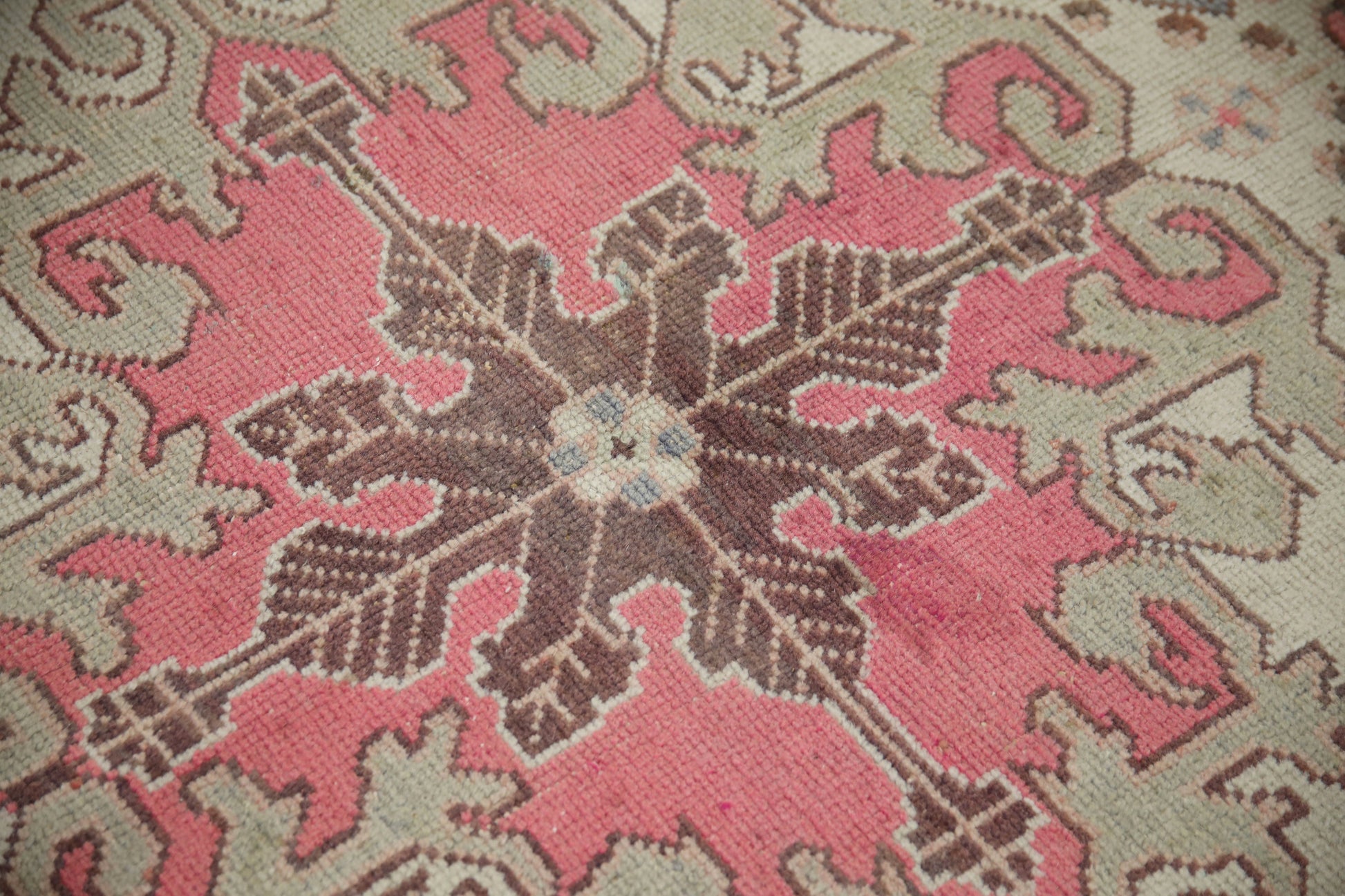 Turkish Vintage Anatolian Rug  4'8" x 7'2" #88