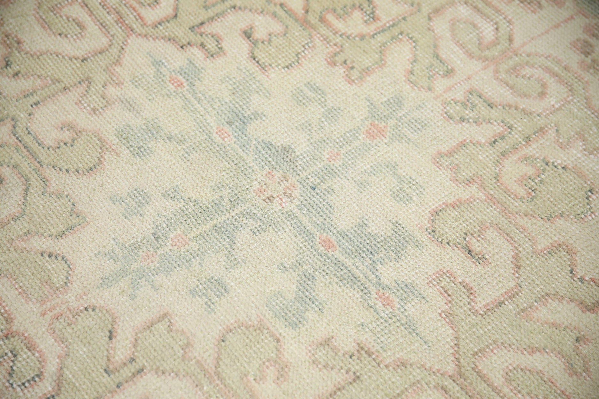 Turkish Vintage Anatolian Rug  4'6" x 6'11" #172