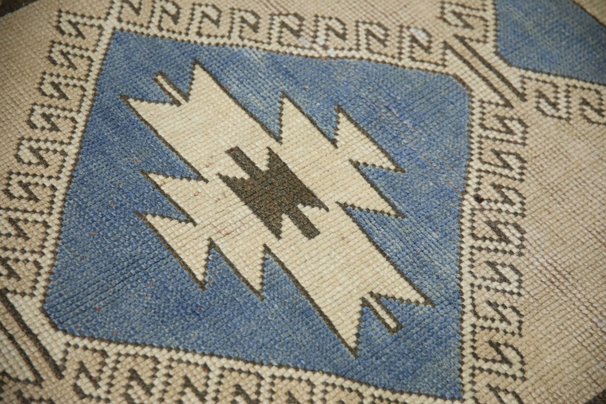 Turkish Anatolian Rug 4' x 7' #5001