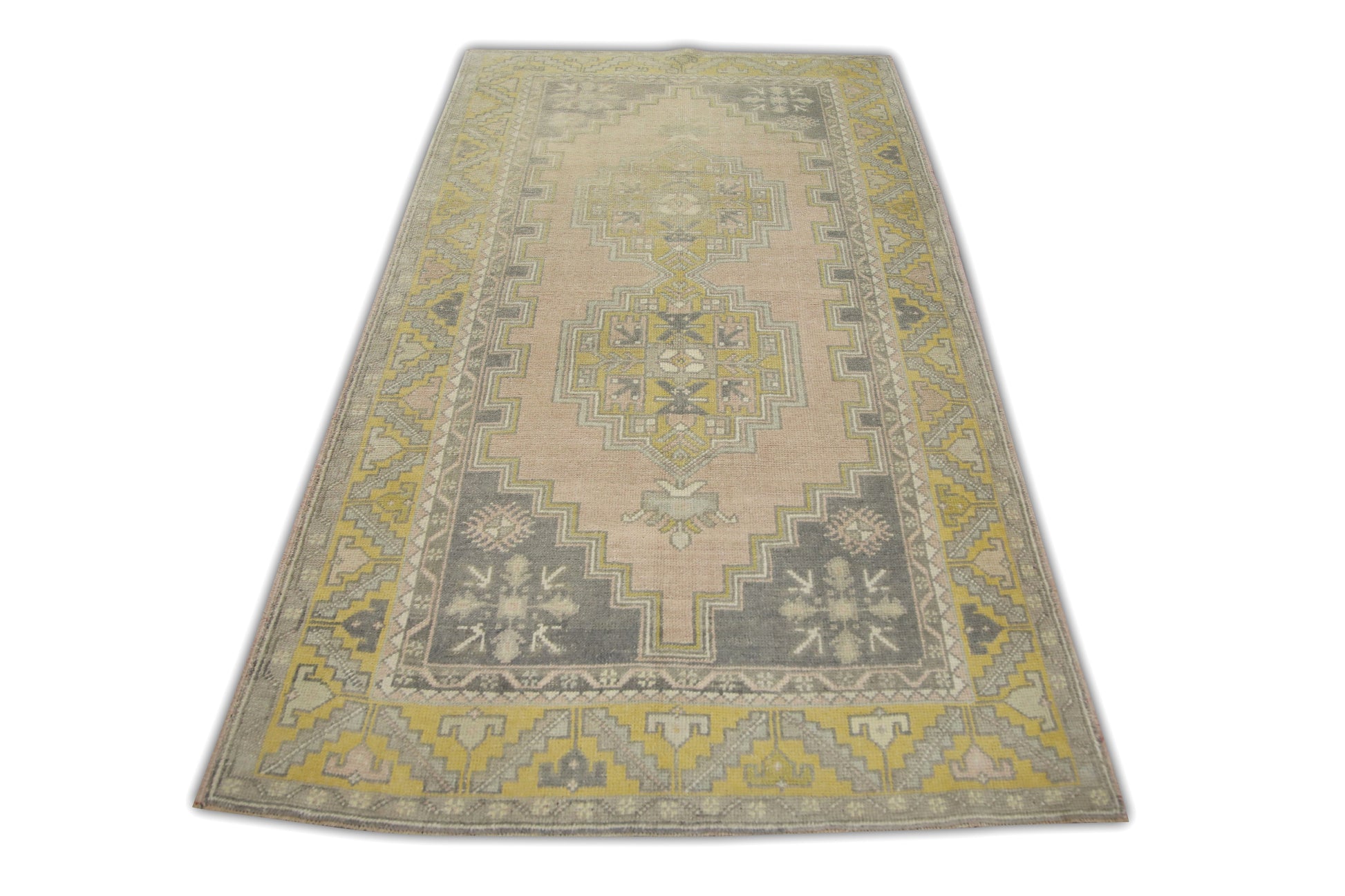 Turkish Vintage Anatolian Rug  4' x 7' #385