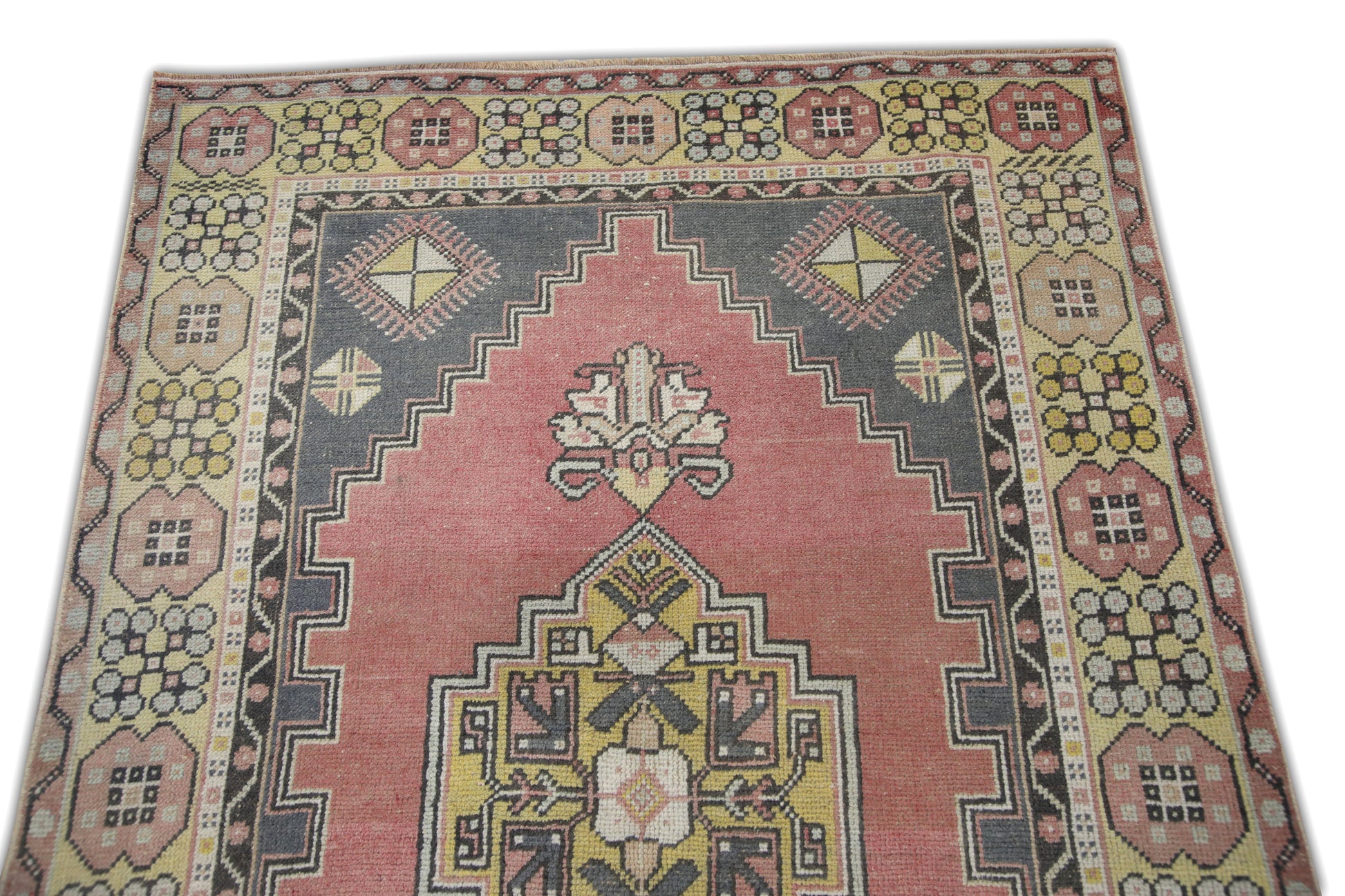 Turkish Vintage Anatolian Rug  3'9" x 7'4" #503