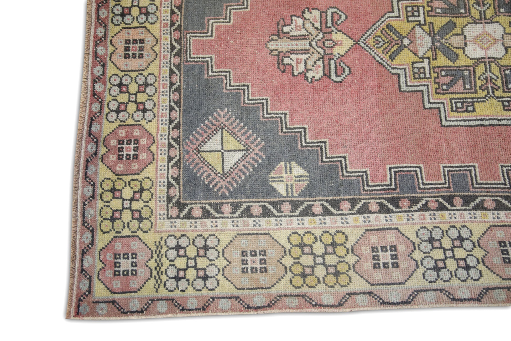 Turkish Vintage Anatolian Rug  3'9" x 7'4" #503