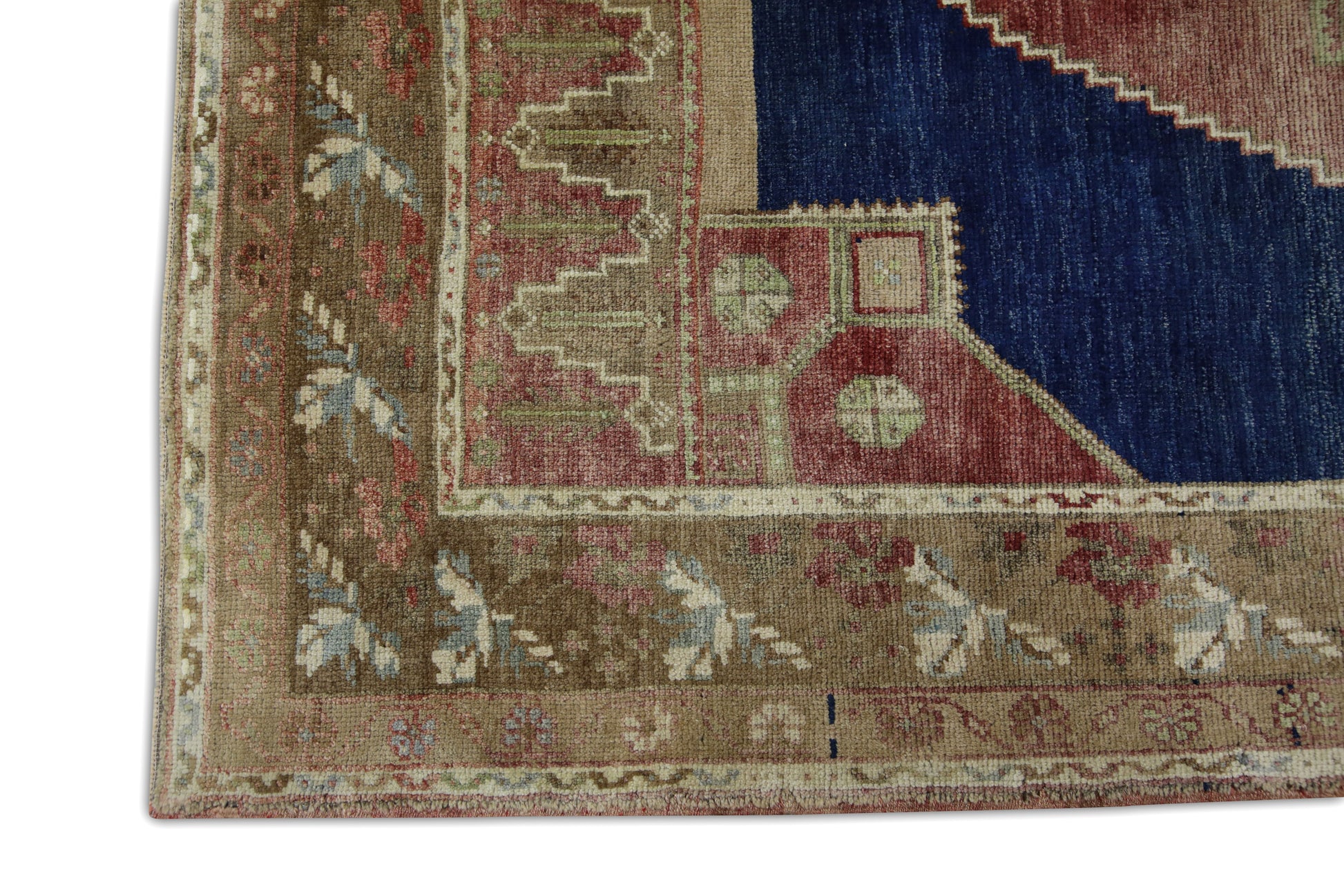 Turkish Vintage Anatolian Rug  4'10" x 7'8" #37