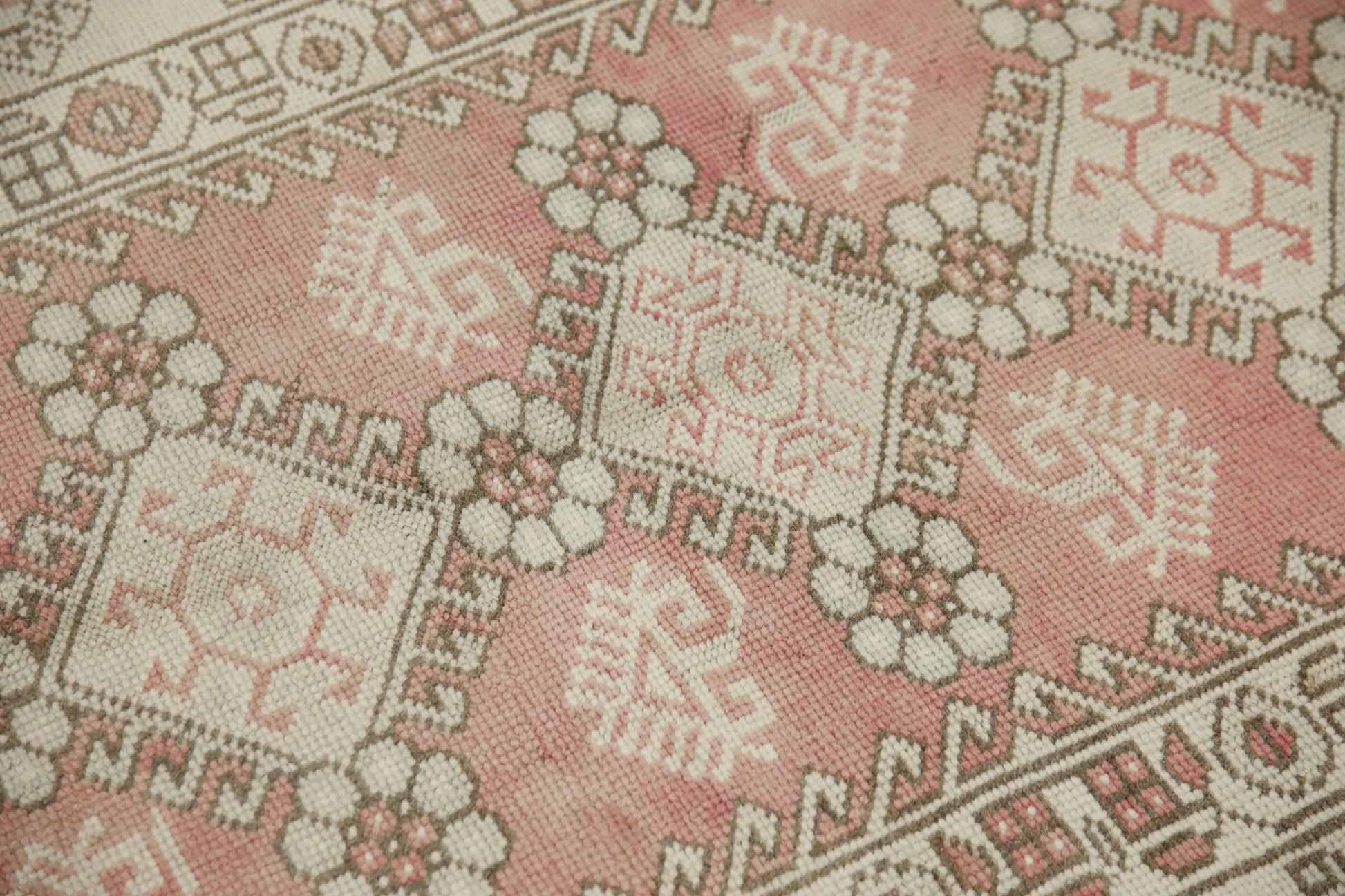 Turkish Vintage Anatolian Rug  4' x 6'5" #462