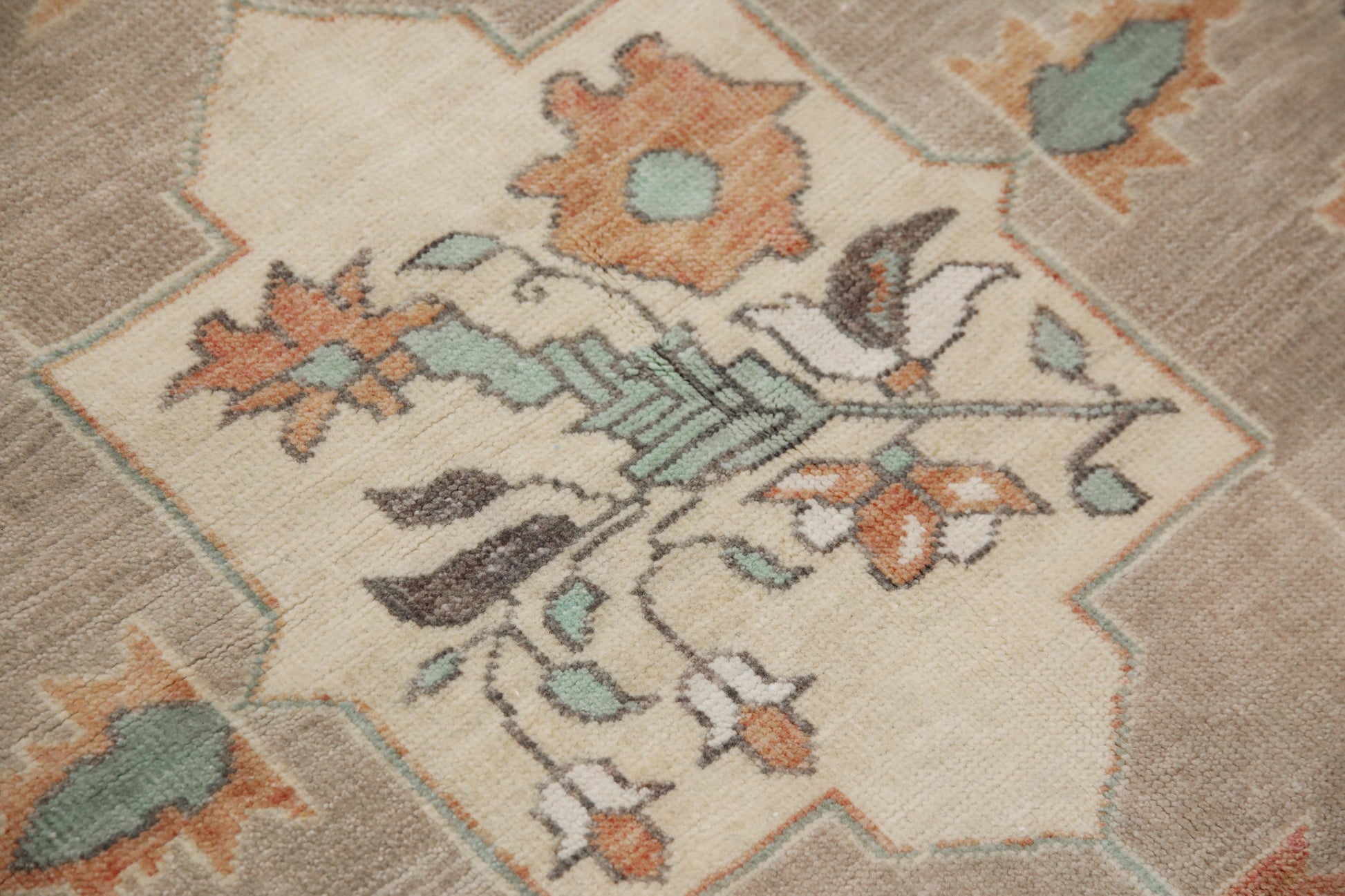 Turkish Vintage Anatolian Rug  4'5" x 7'3" #6972