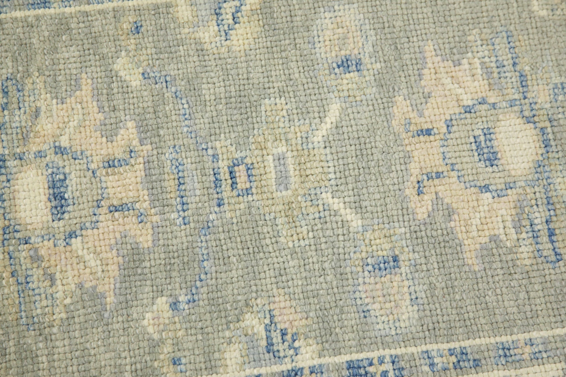 Turkish Oushak Rug 2'4" x 2'7" #7825