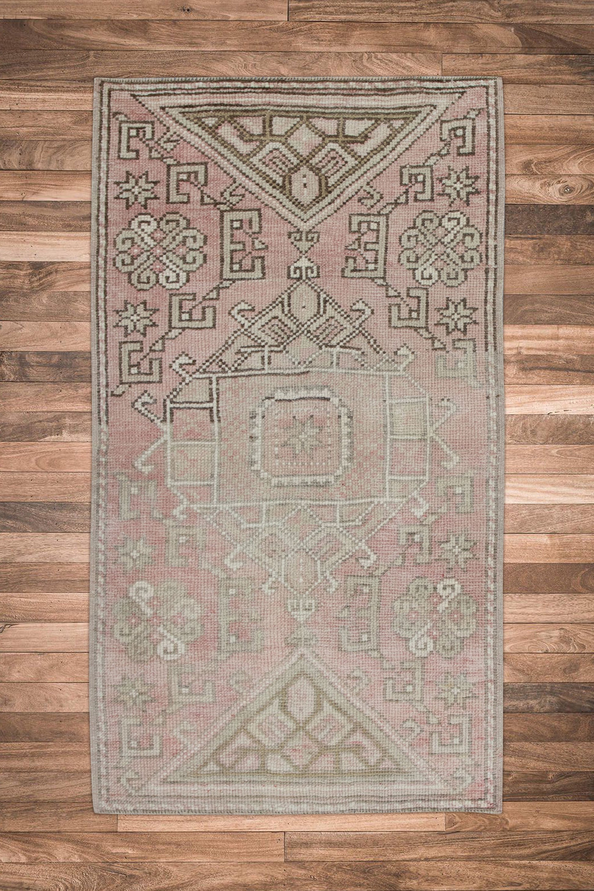 Turkish Vintage Anatolian Rug  2'7" x 4'6" #11167