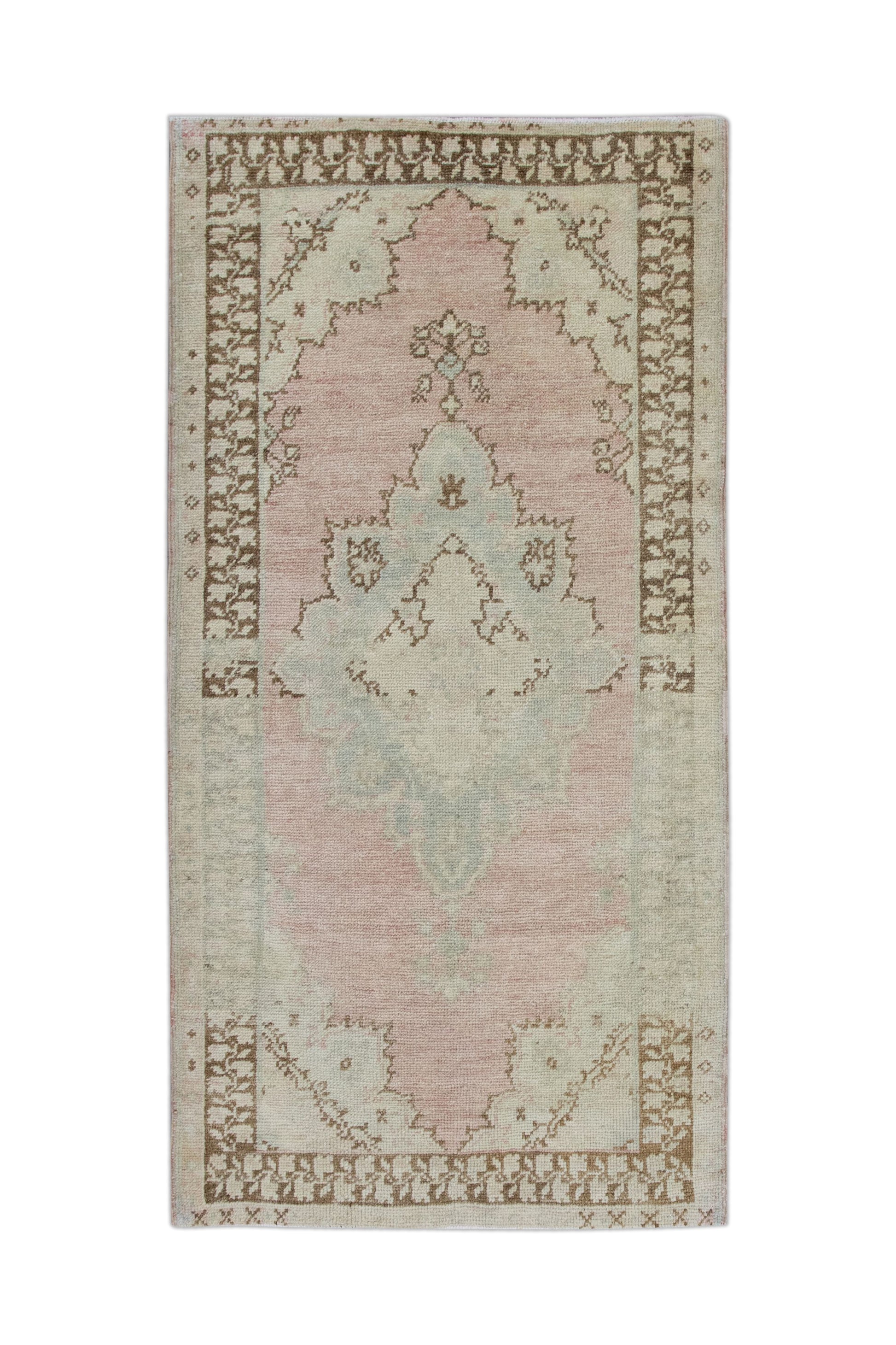 Turkish Vintage Anatolian Rug 2'5" x 4'7" #11152
