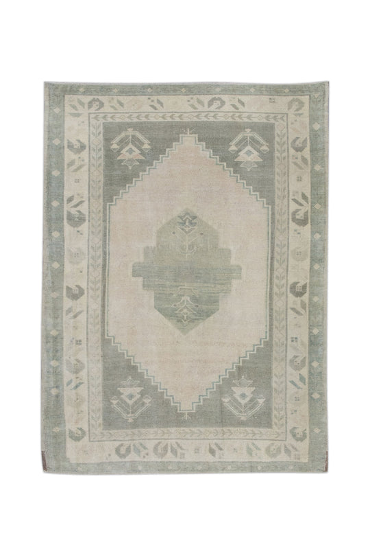 #11184 Turkish Vintage Anatolian Rug  4'1" x 5'5"