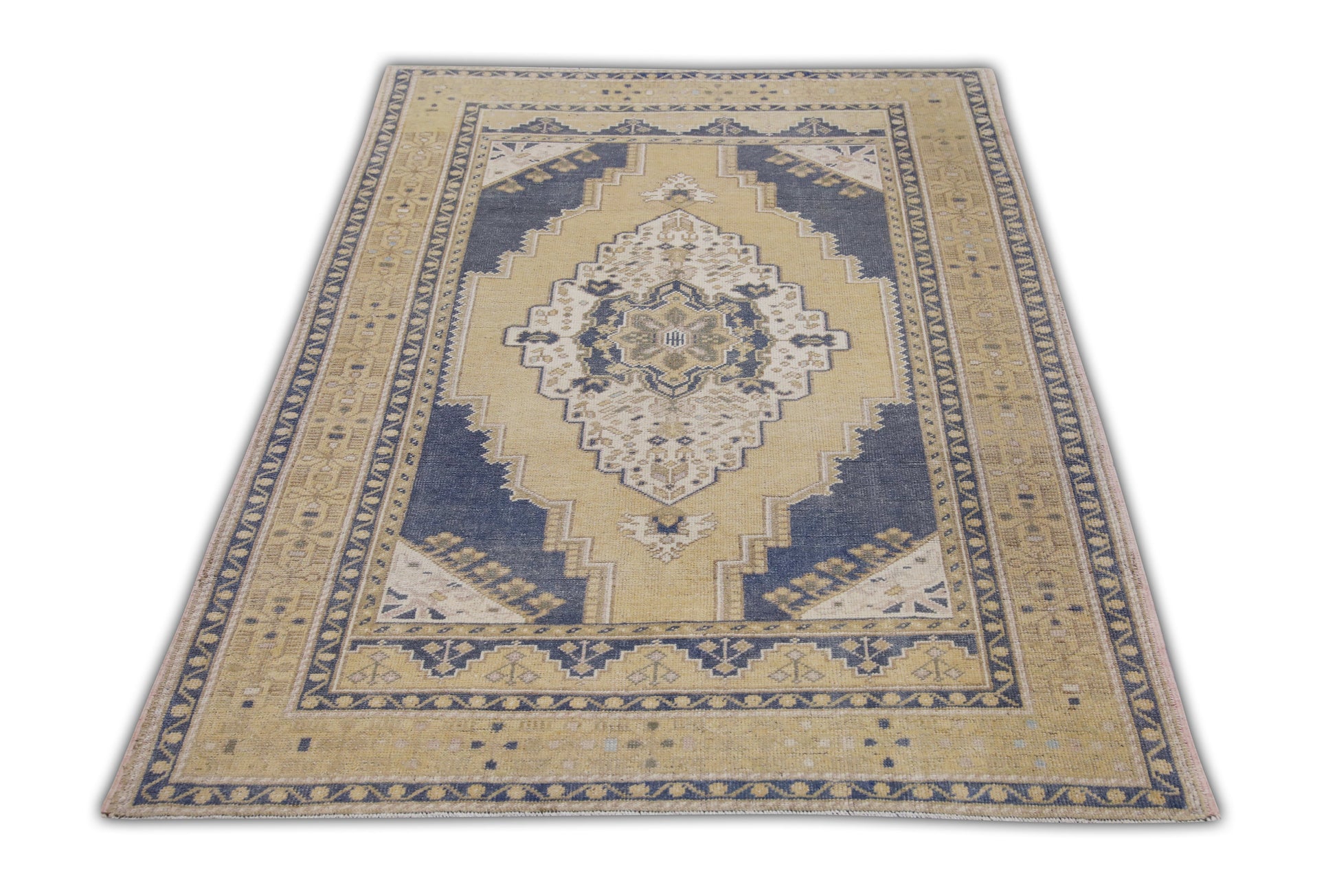 Turkish Vintage Anatolian Rug  3'11" x 5'8" #11105