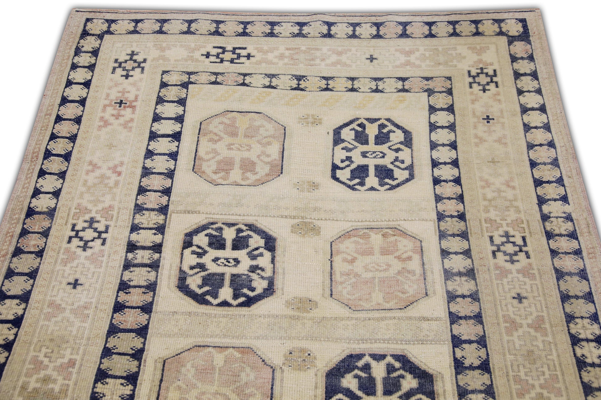 Turkish Vintage Anatolian Rug  4'1" x 5'8" #11079