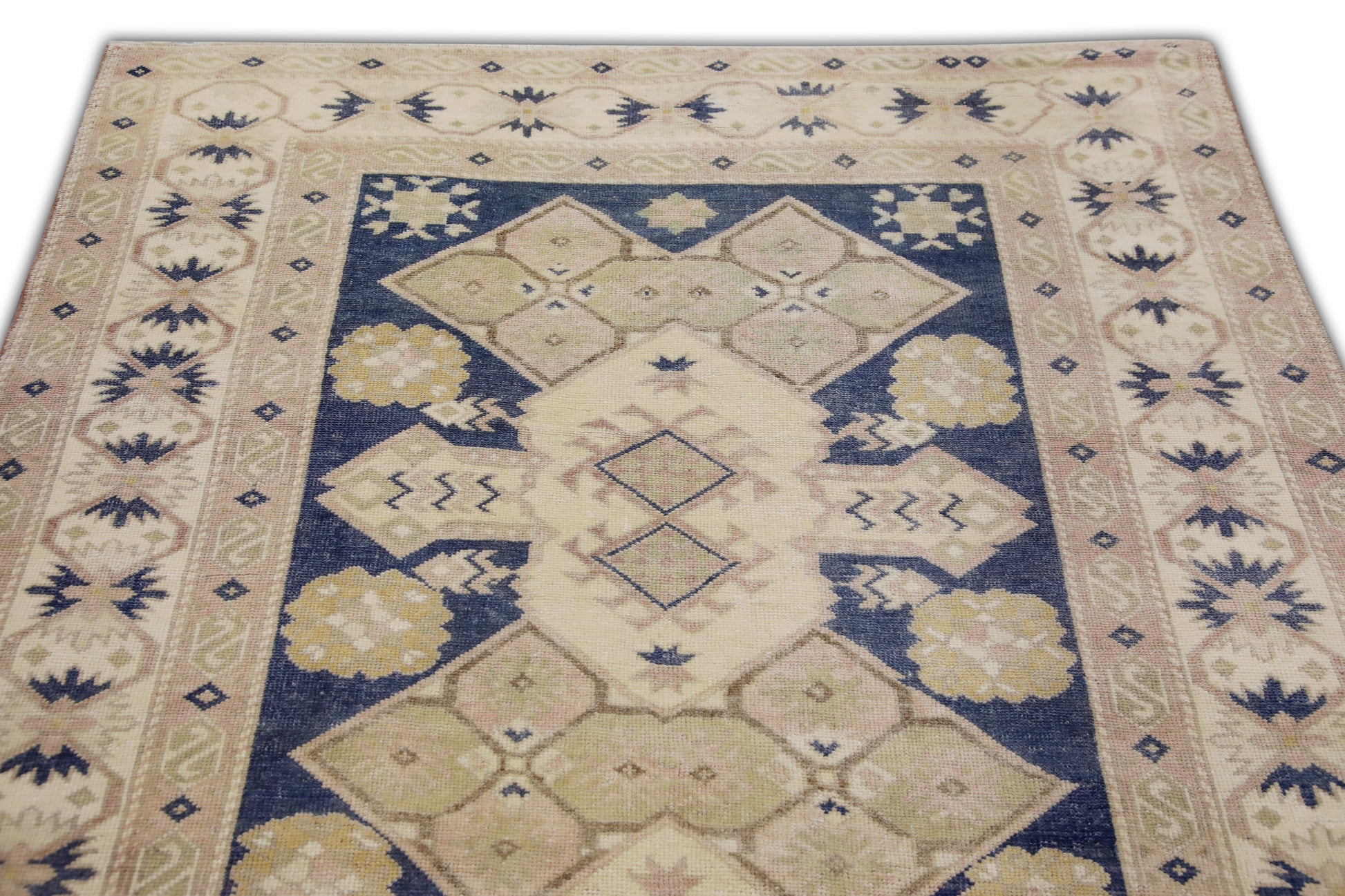 Turkish Vintage Anatolian Rug  4'11" x 7' #10811