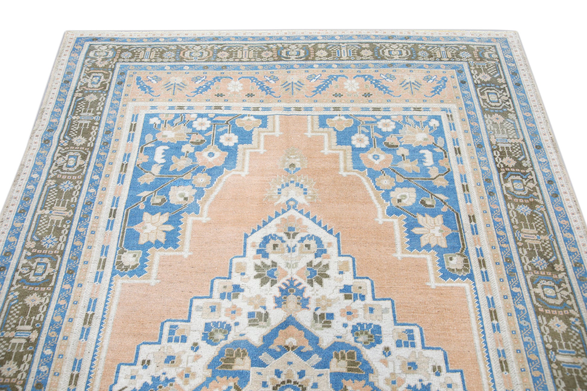 Turkish Vintage Anatolian Rug 5'8" x 8'10" #612