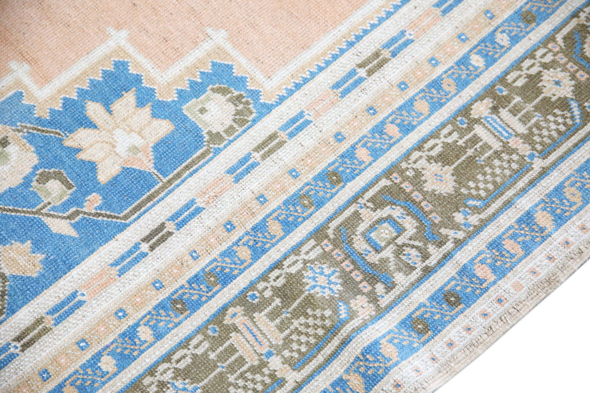 Turkish Vintage Anatolian Rug 5'8" x 8'10" #612