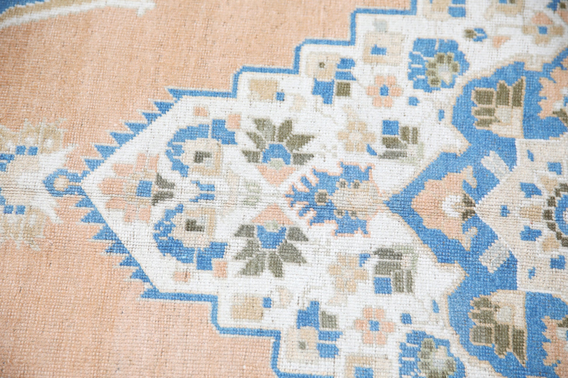 Turkish Vintage Anatolian Rug 5'8" x 8'10" #612