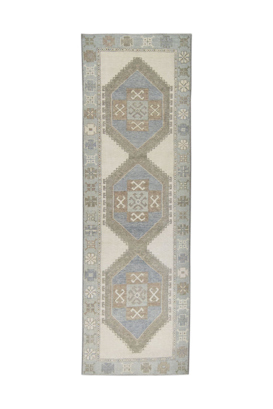 #10884 Turkish Oushak 3'8" x 11'2"